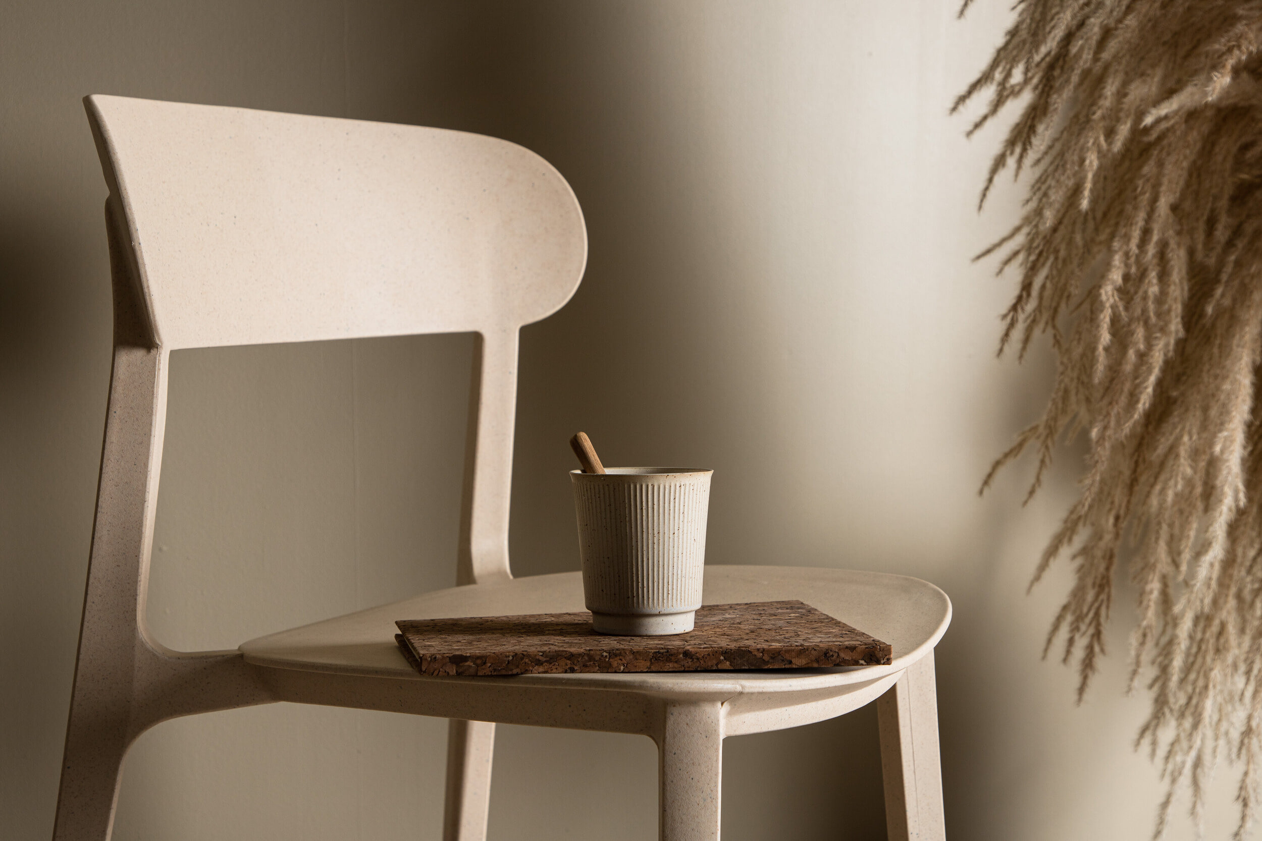 Nohr Eetkamerstoel 'Kahla' Kunststof, kleur Beige