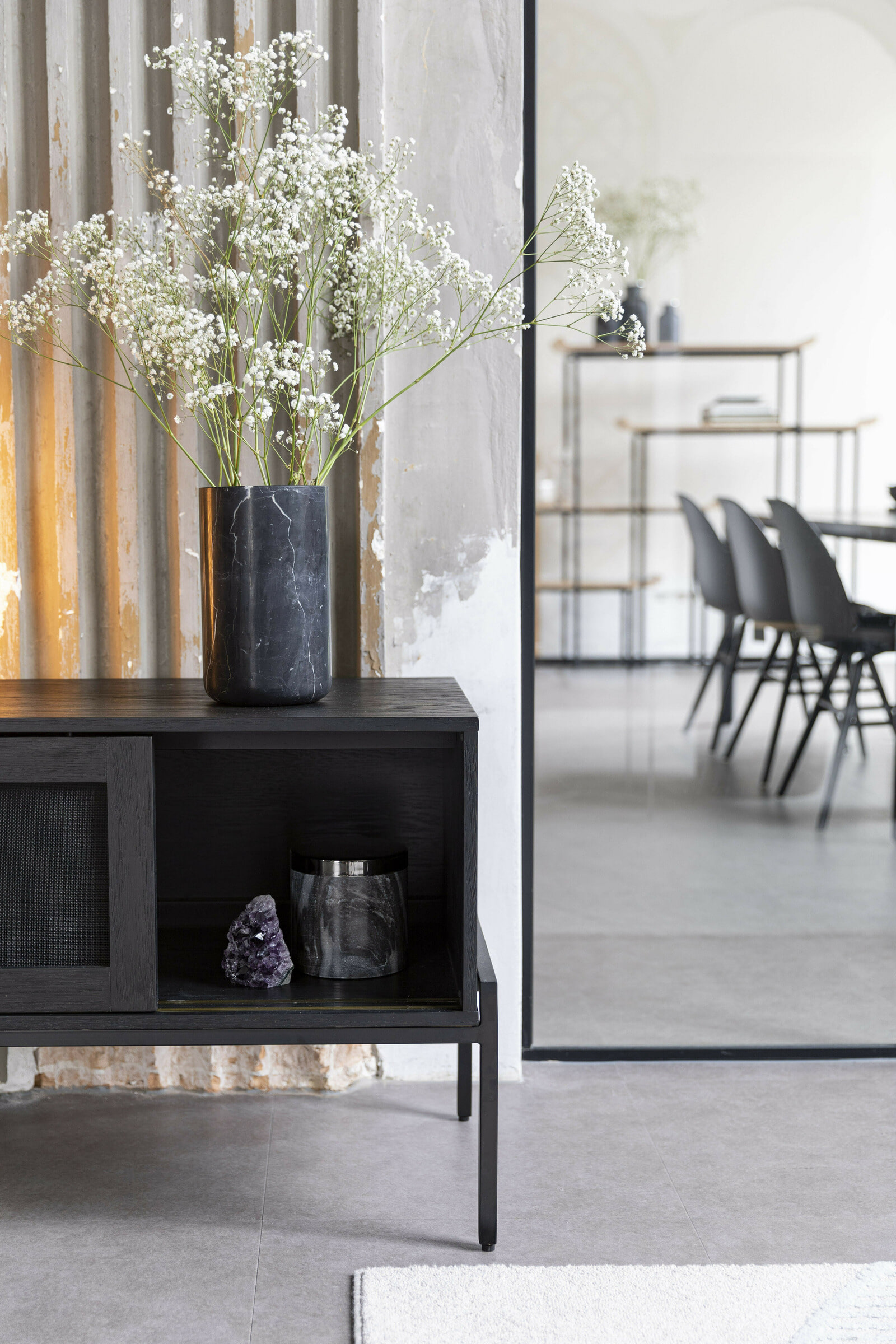 Zuiver TV-meubel 'Hardy' Eikenhout, 160cm, kleur Zwart