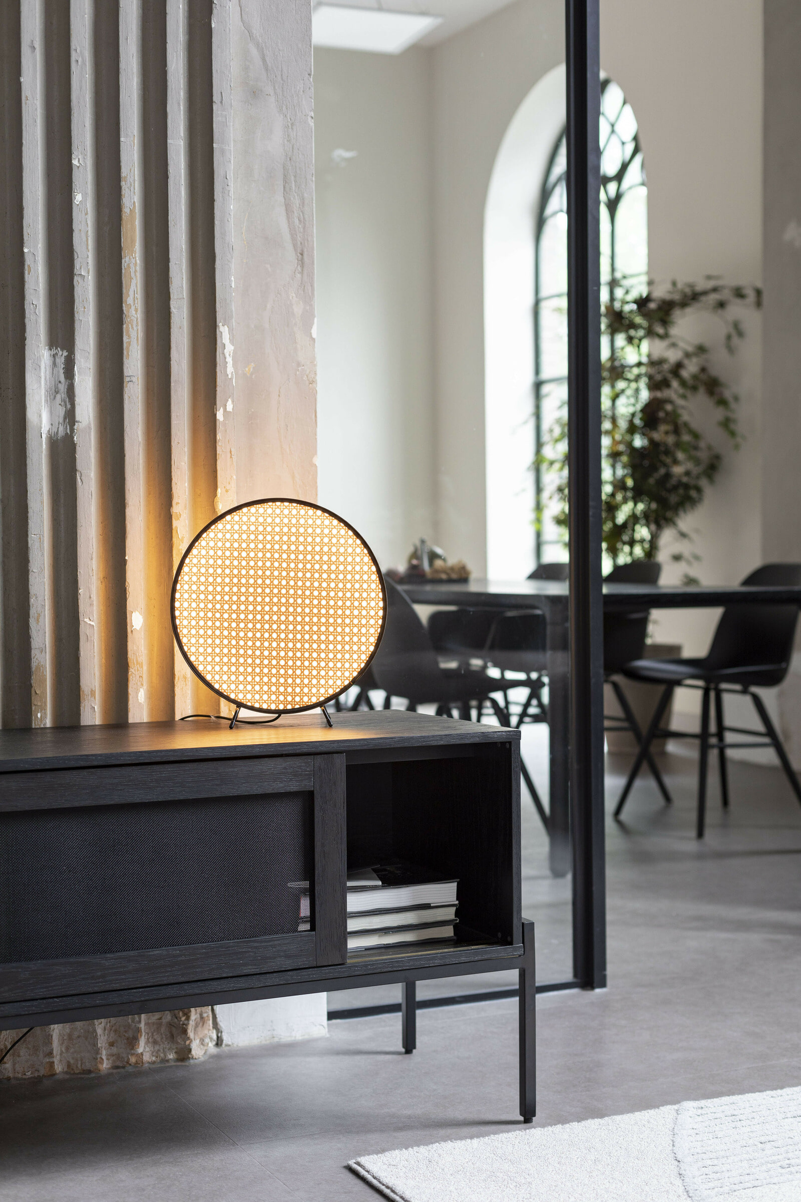Zuiver TV-meubel 'Hardy' Eikenhout, 160cm, kleur Zwart