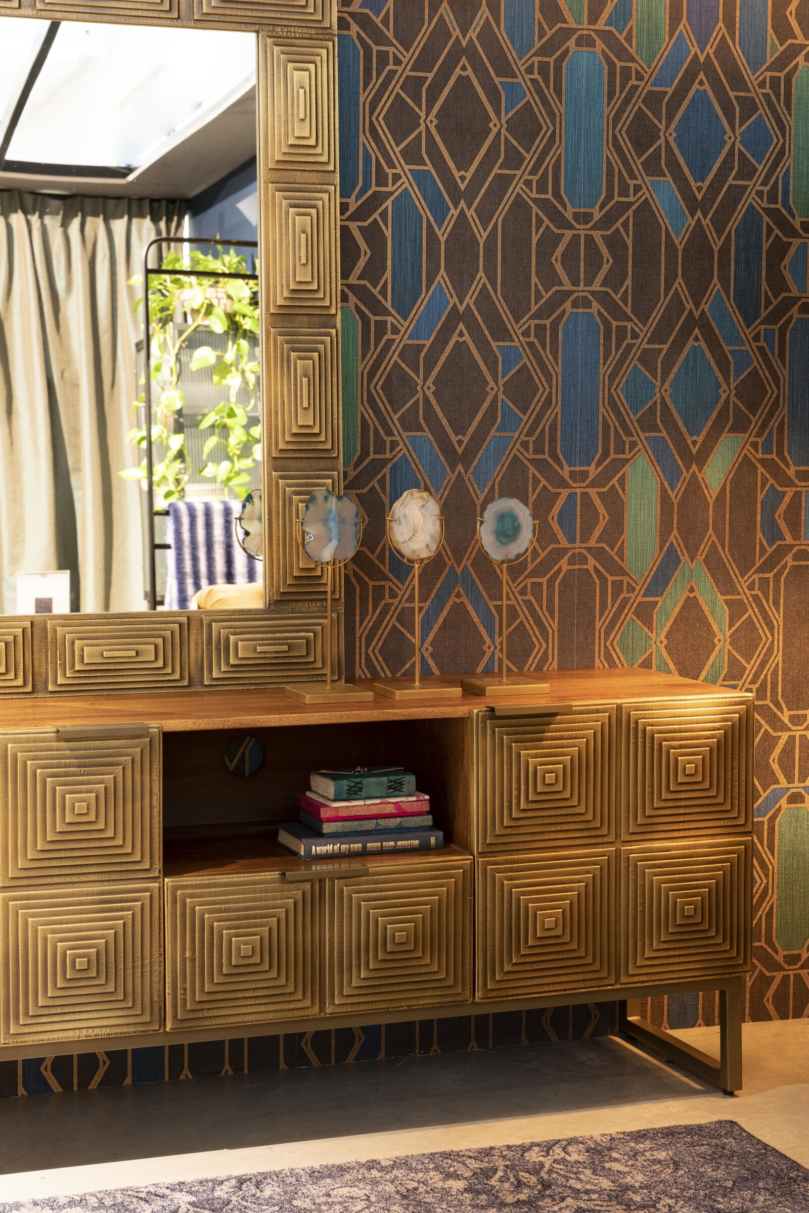 Dutchbone TV-meubel 'Volan' mangohout 135cm, kleur goud