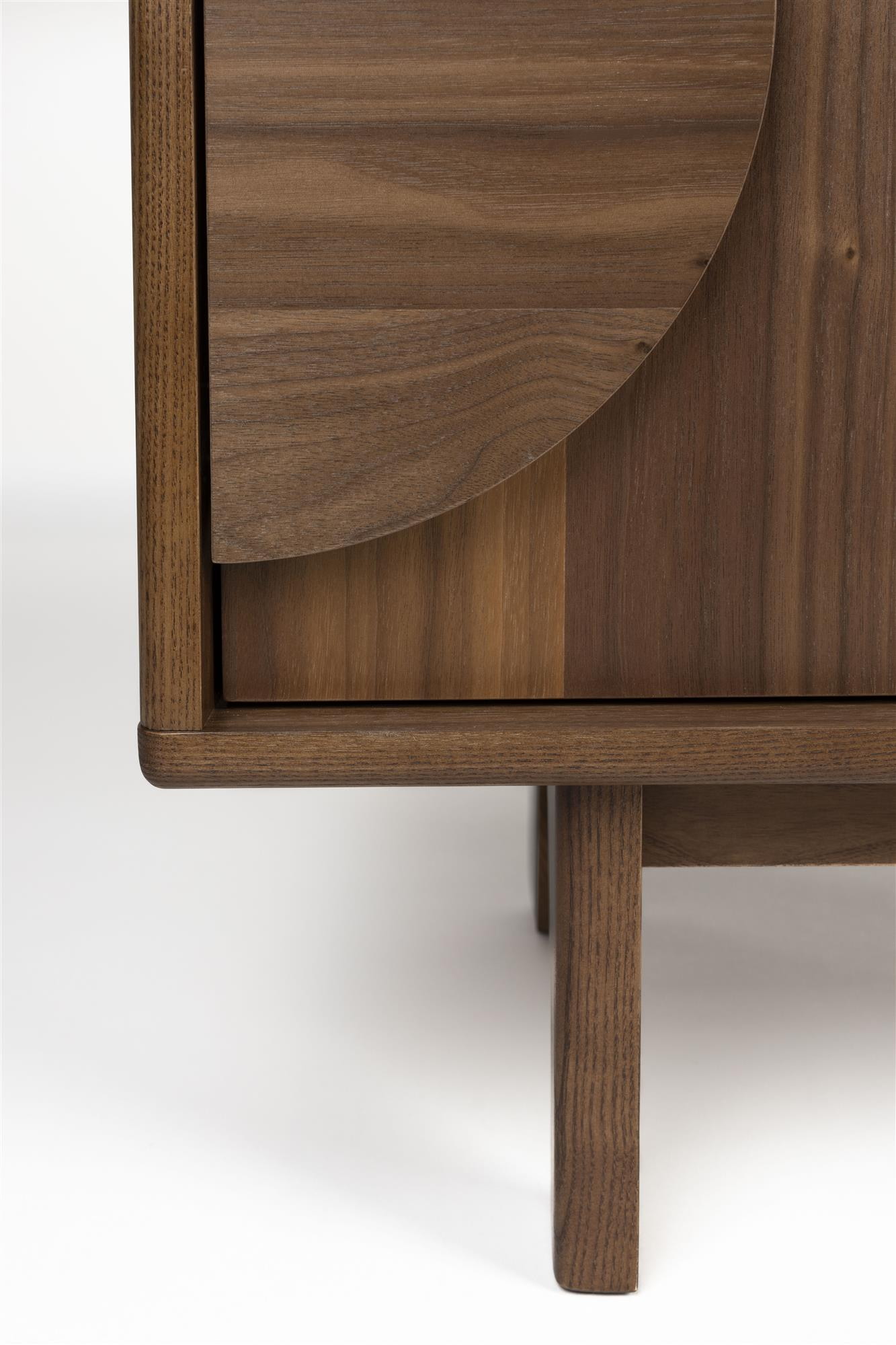 Zuiver TV-meubel 'Groove' Walnoothout, 120cm