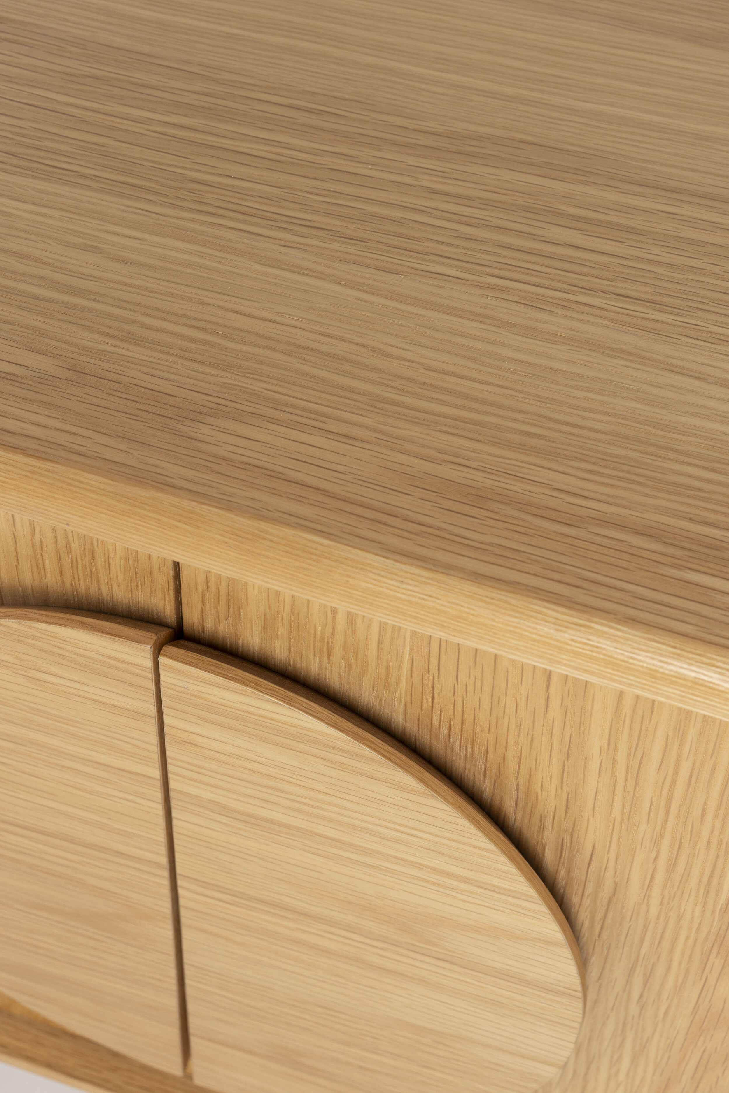 Zuiver Dressoir 'Groove' Eikenhout, 82cm
