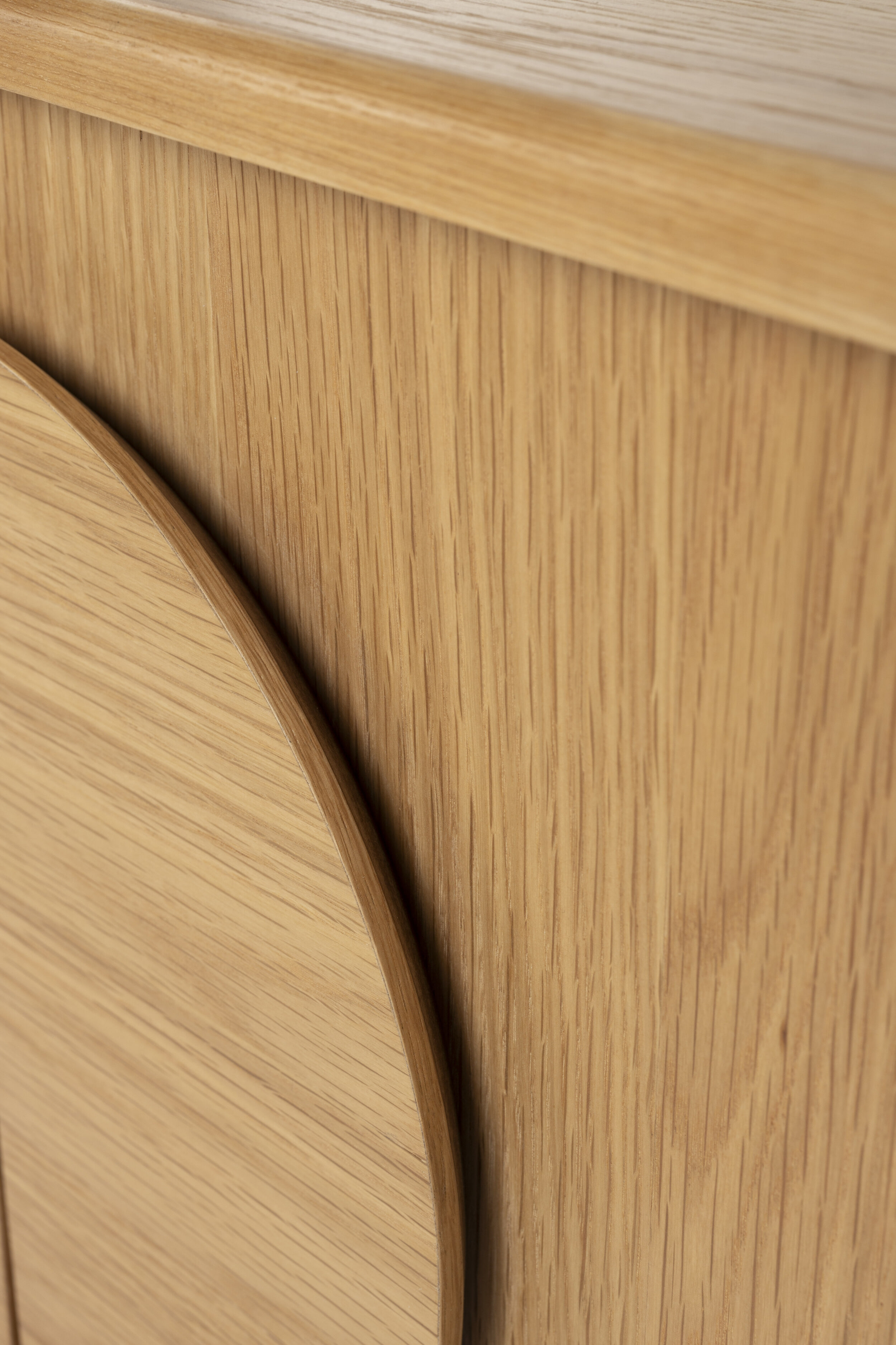 Zuiver Dressoir 'Groove' Eikenhout, 82cm
