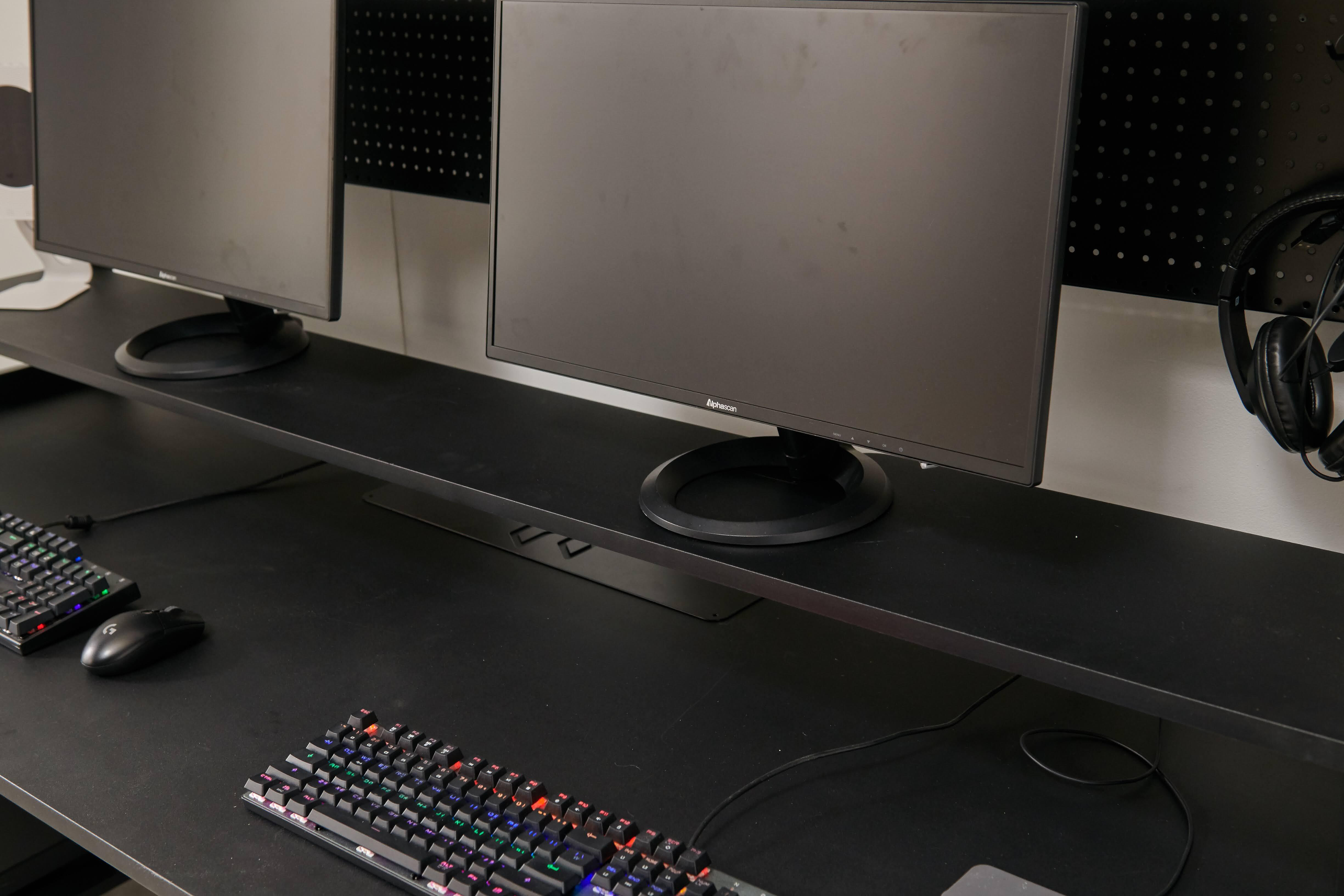 Artistiq Bureau 'Larssen' 180cm, kleur zwart