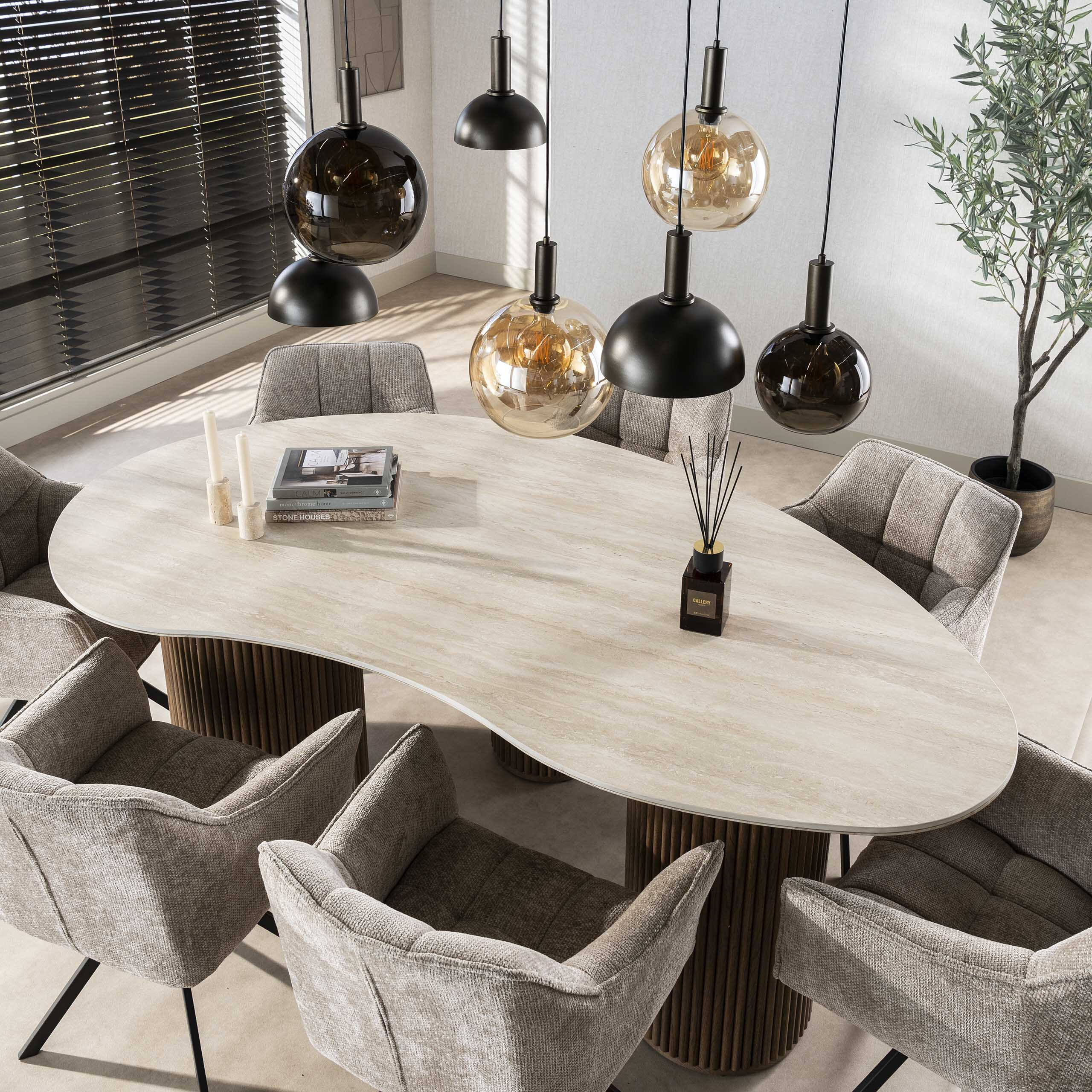 LifestyleFurn Organische Eettafel 'Laycie' Keramiek in Travertinlook, 215 x 122cm