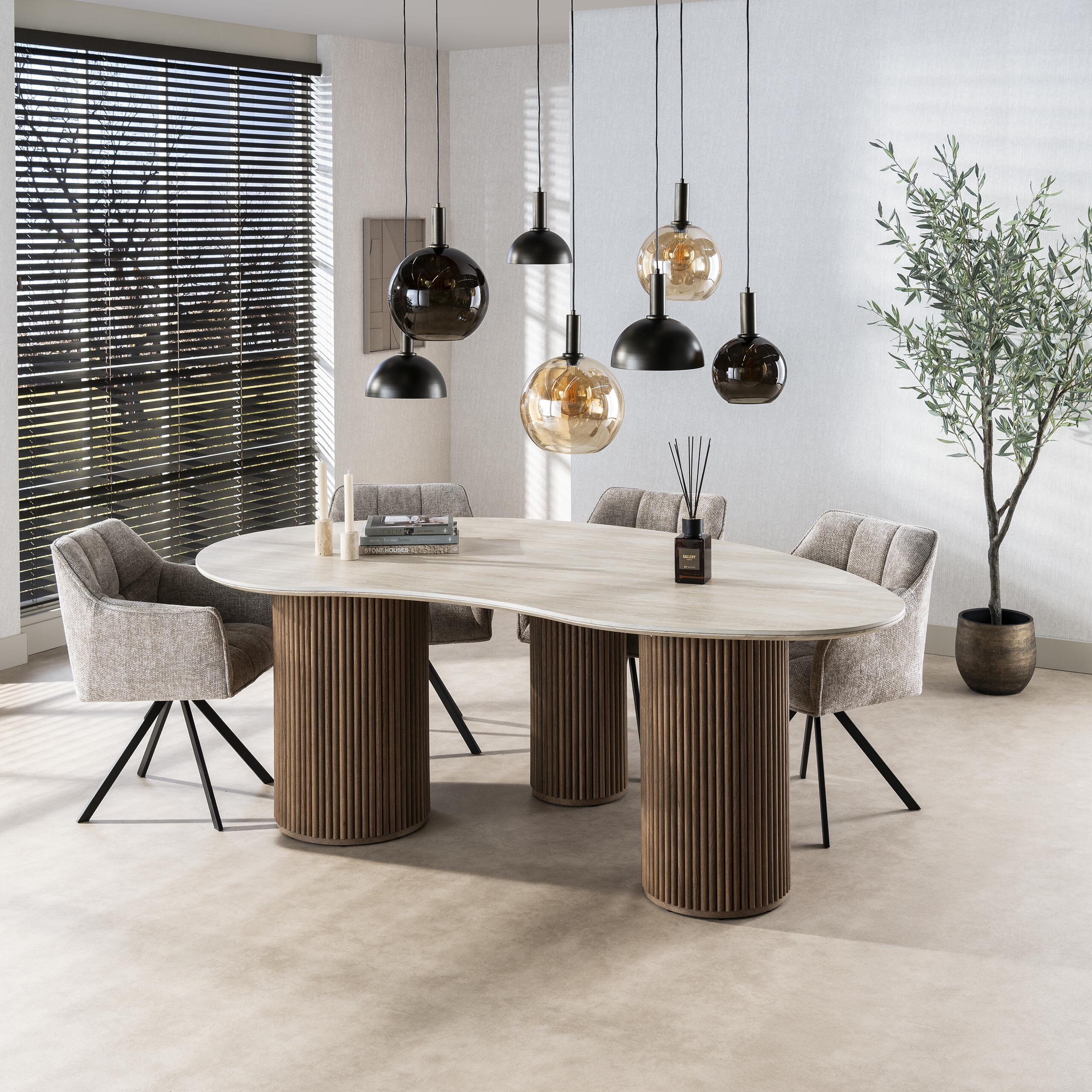 LifestyleFurn Organische Eettafel 'Laycie' Keramiek in Travertinlook, 215 x 122cm