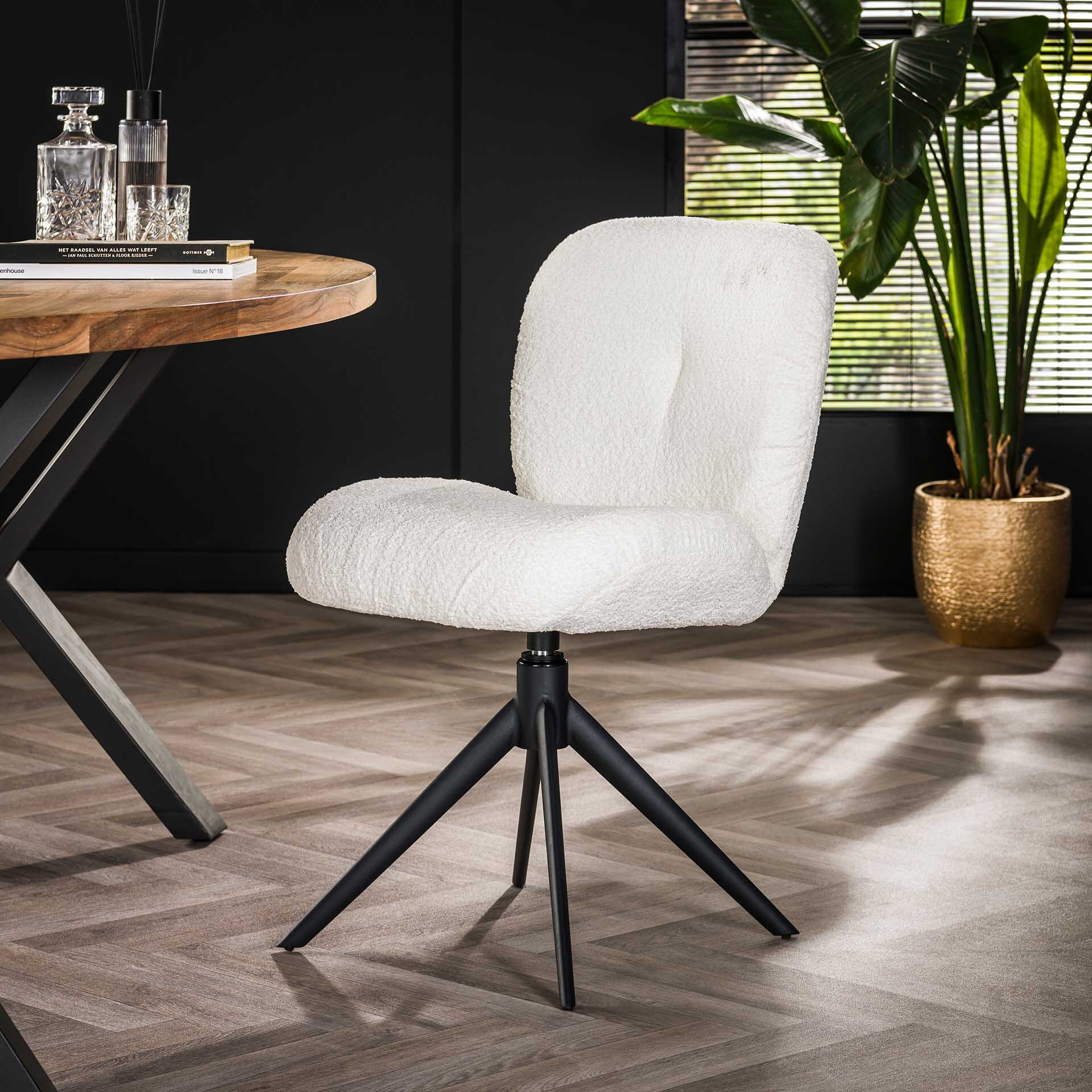 LifestyleFurn Eetkamerstoel Kirin Bouclé - Wit