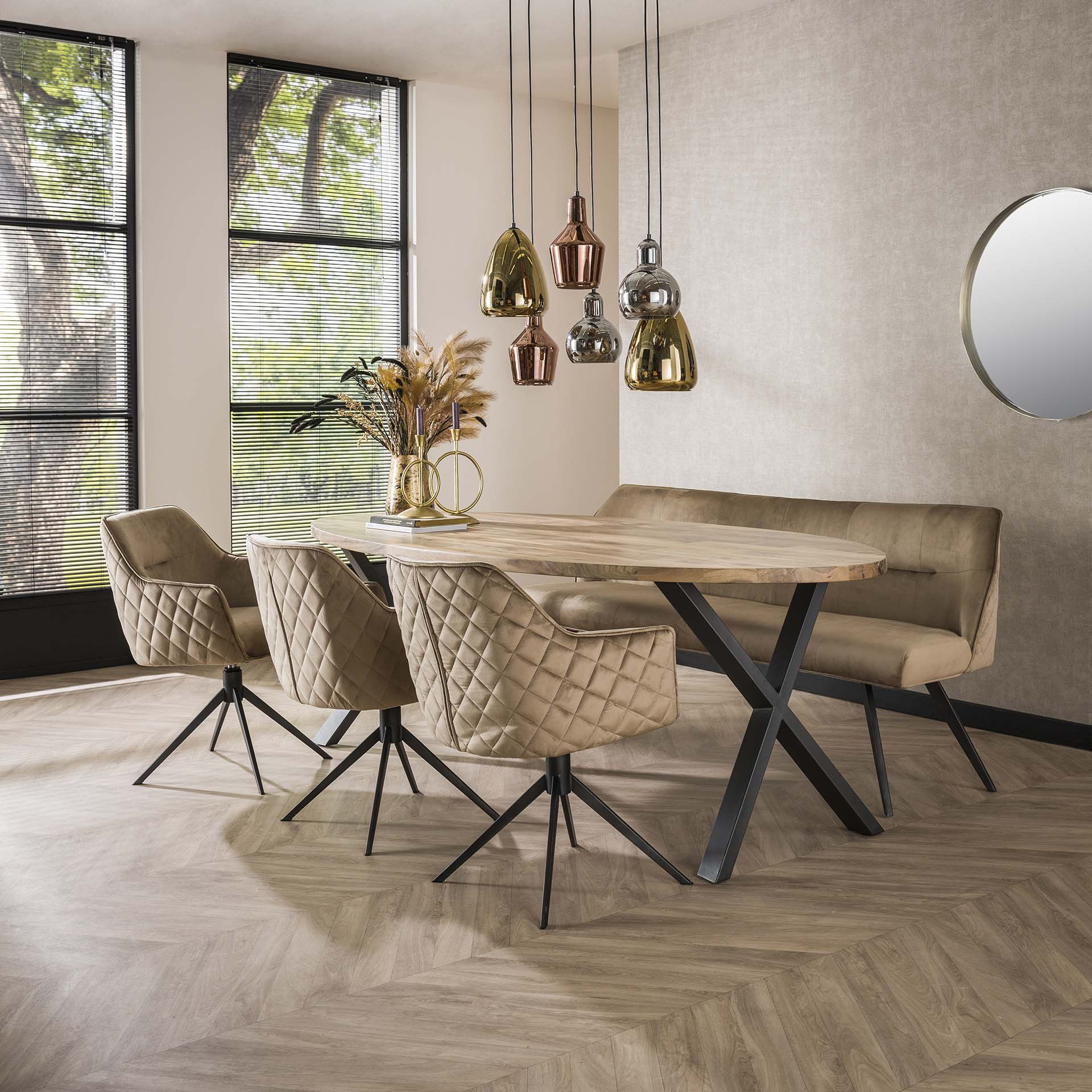 LifestyleFurn Draaibare Eetkamerstoel 'Lavonne' Velvet, kleur Champagne