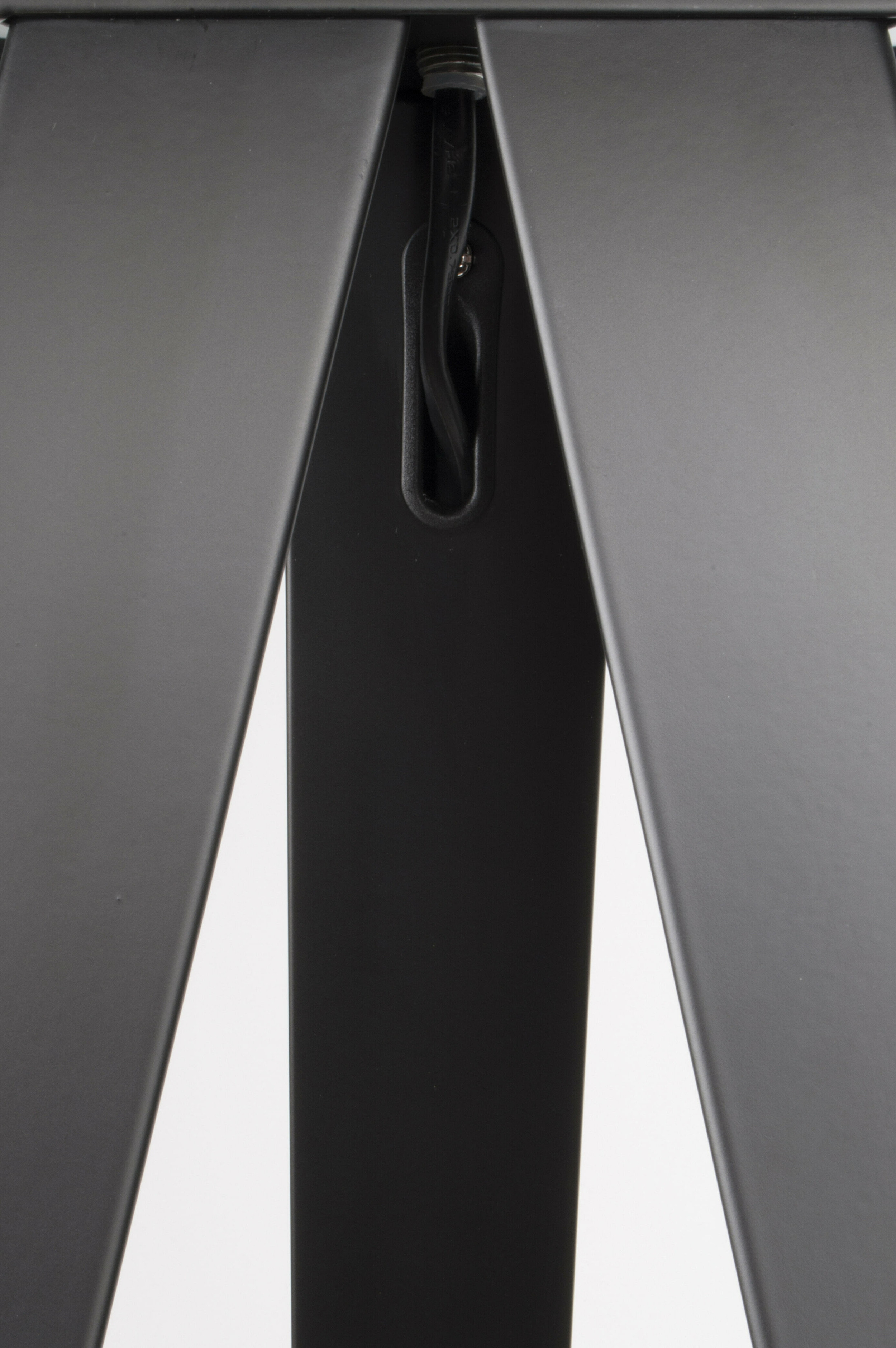 Zuiver Vloerlamp 'Tripod' 157cm, kleur Zwart