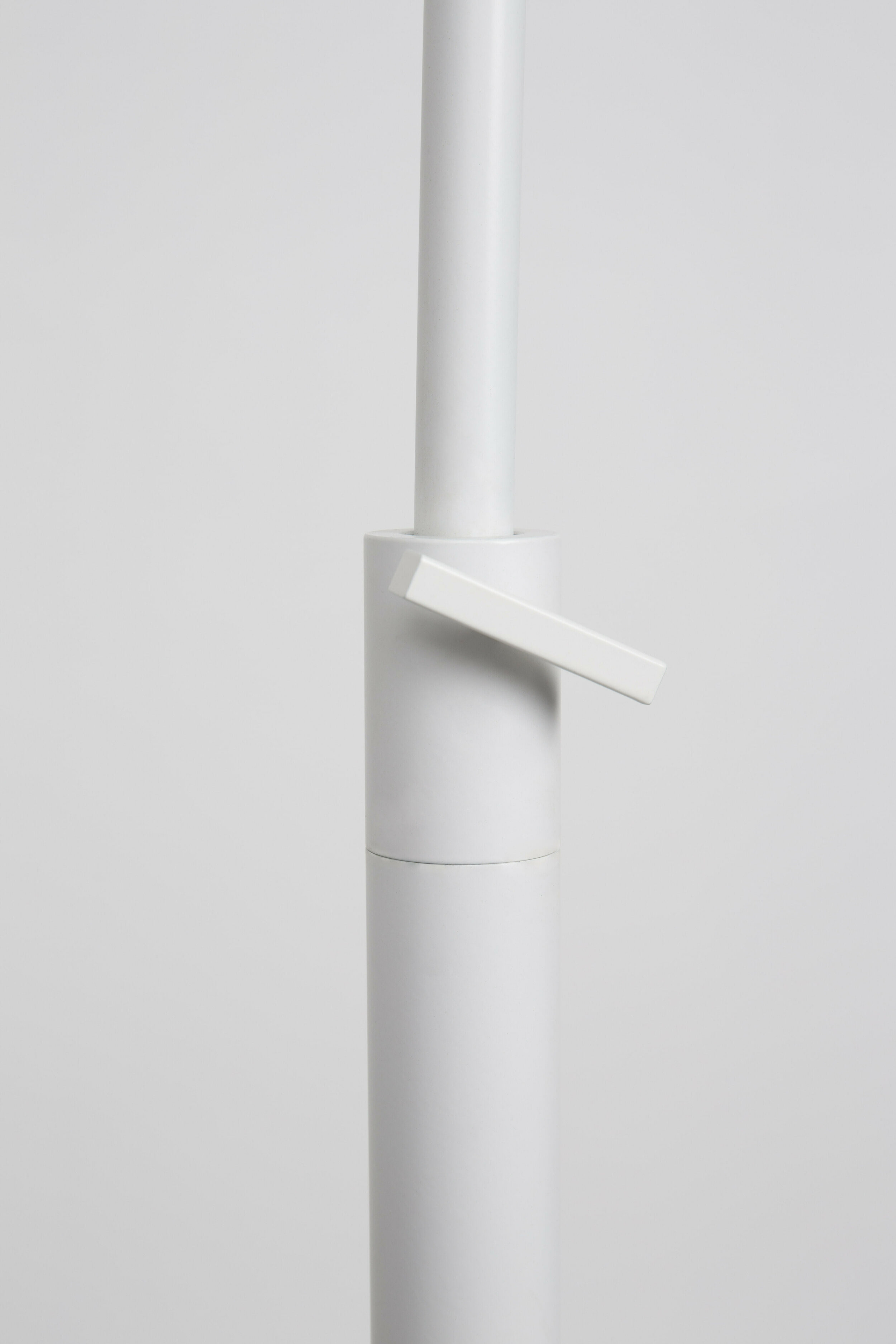 Zuiver Vloerlamp 'Arc' 222cm, kleur Wit