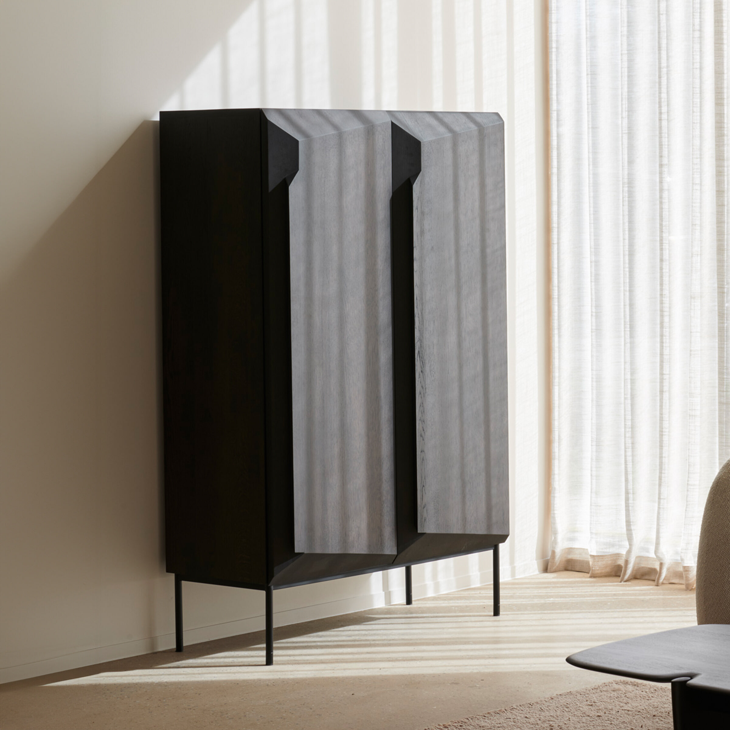 Ethnicraft Opbergkast 'Stairs' Gevernist Eikenhout, 150 x 100cm, kleur Bruin