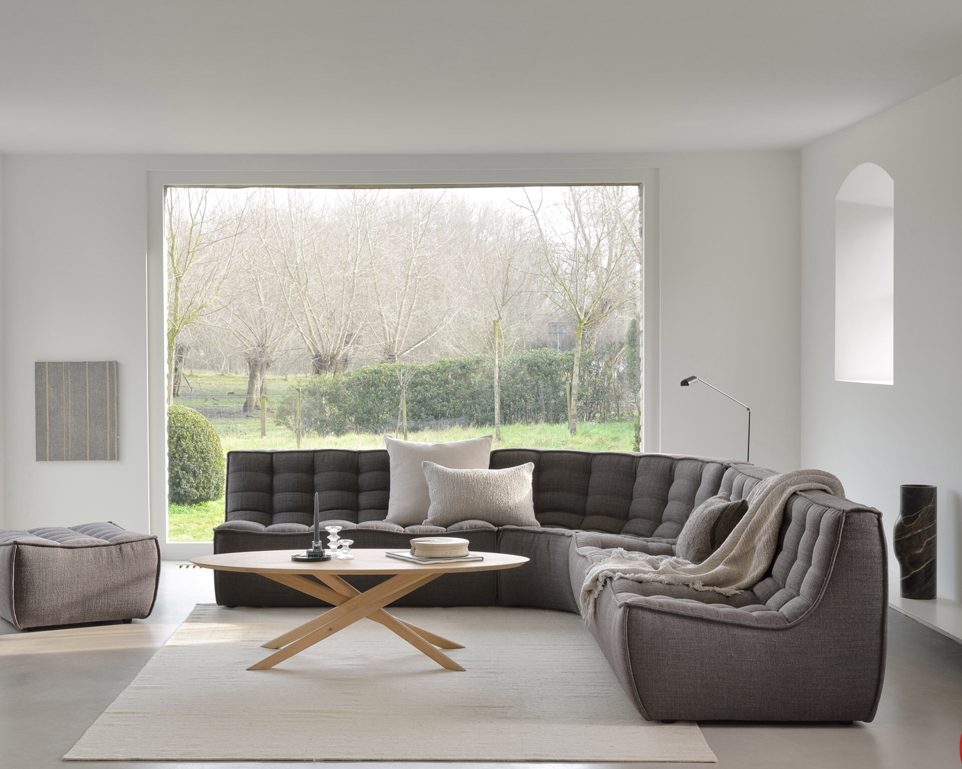 Ethnicraft Vloerkleed 'Nomad' Wol, 250 x 350cm, kleur Zand