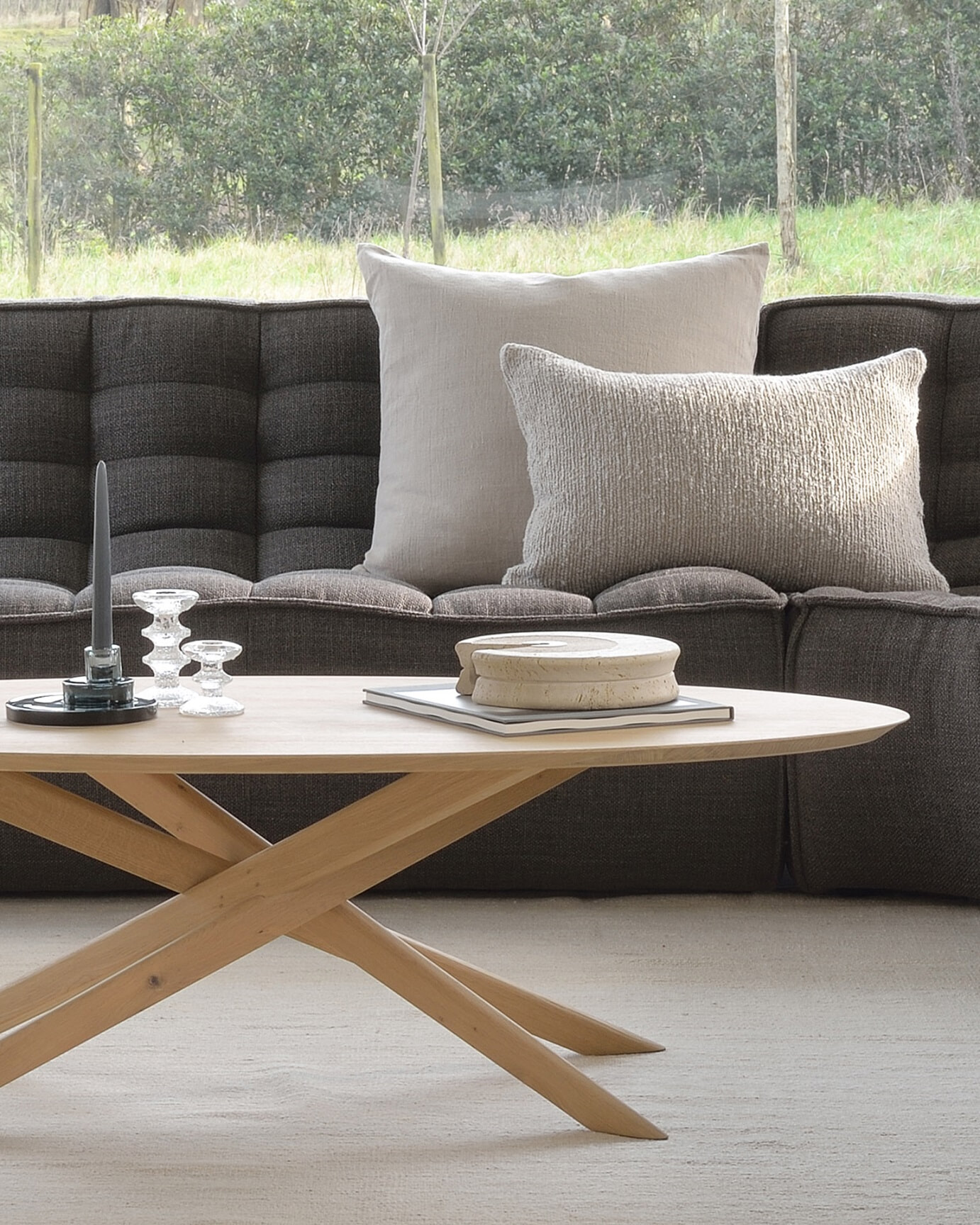 Ethnicraft Vloerkleed 'Nomad' Wol, 250 x 350cm, kleur Zand