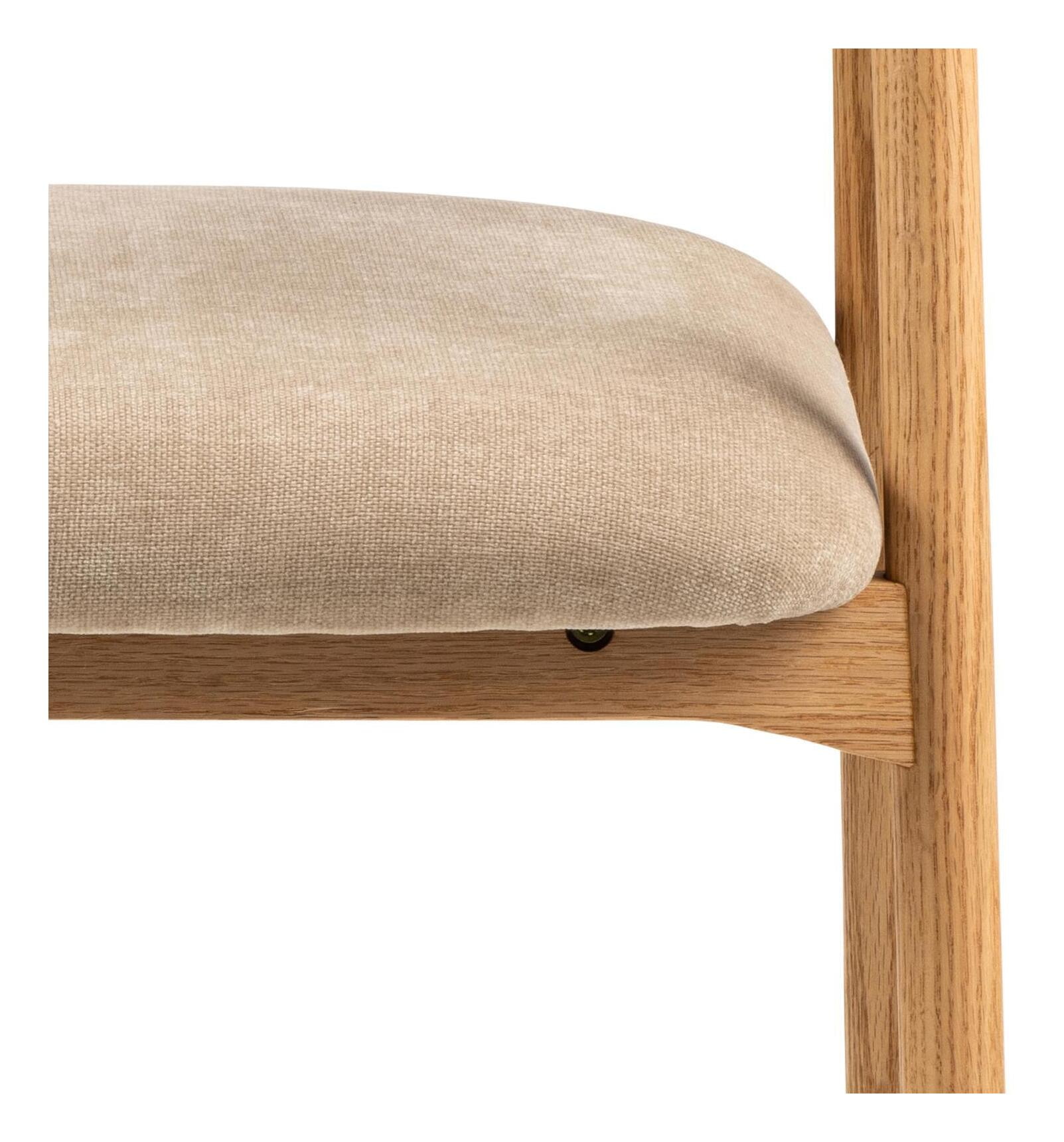 Bendt Eetkamerstoel 'Gerado' Eikenhout en chenille, kleur Beige