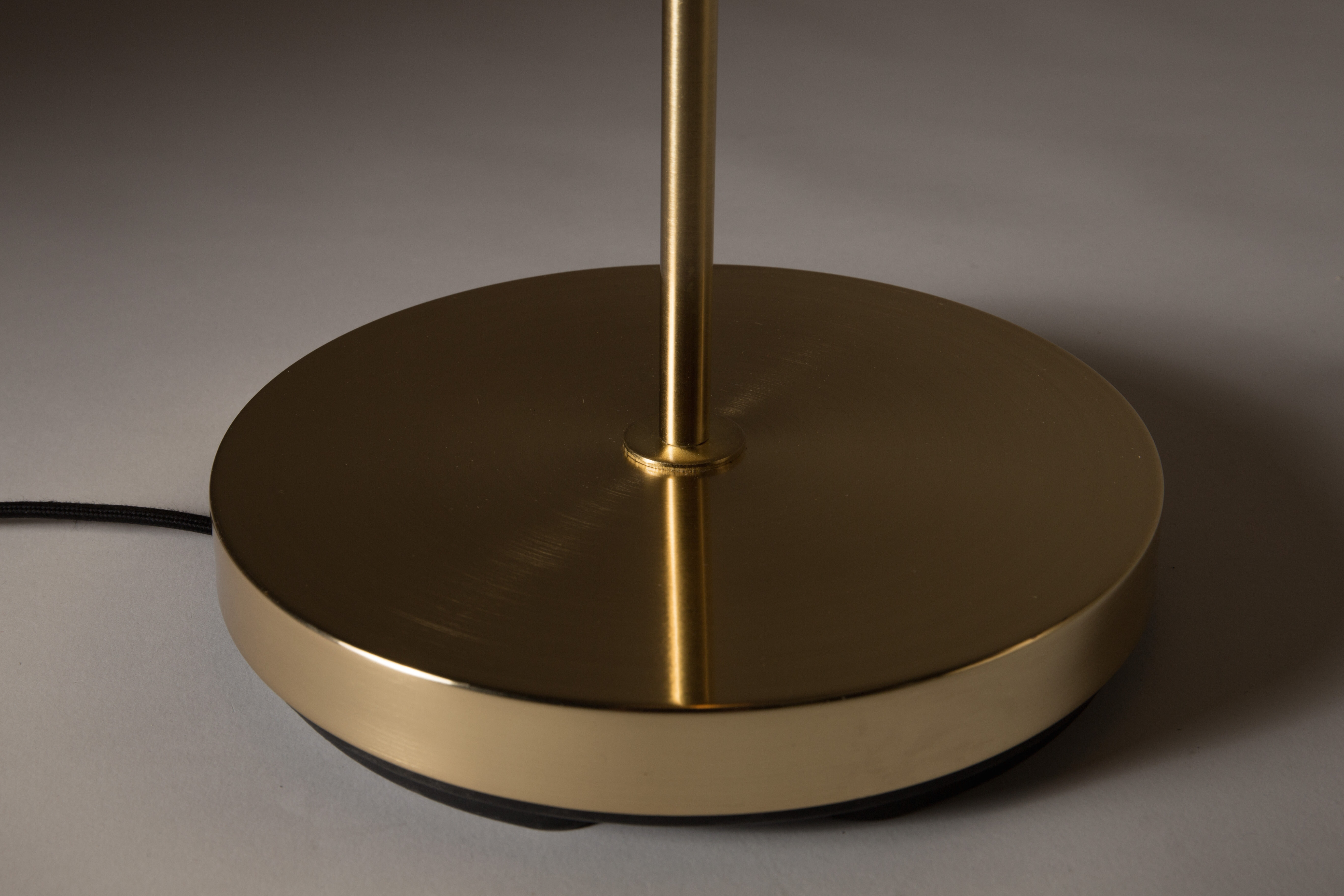 Dutchbone Vloerlamp 'Eclipse' 130cm, kleur Goud