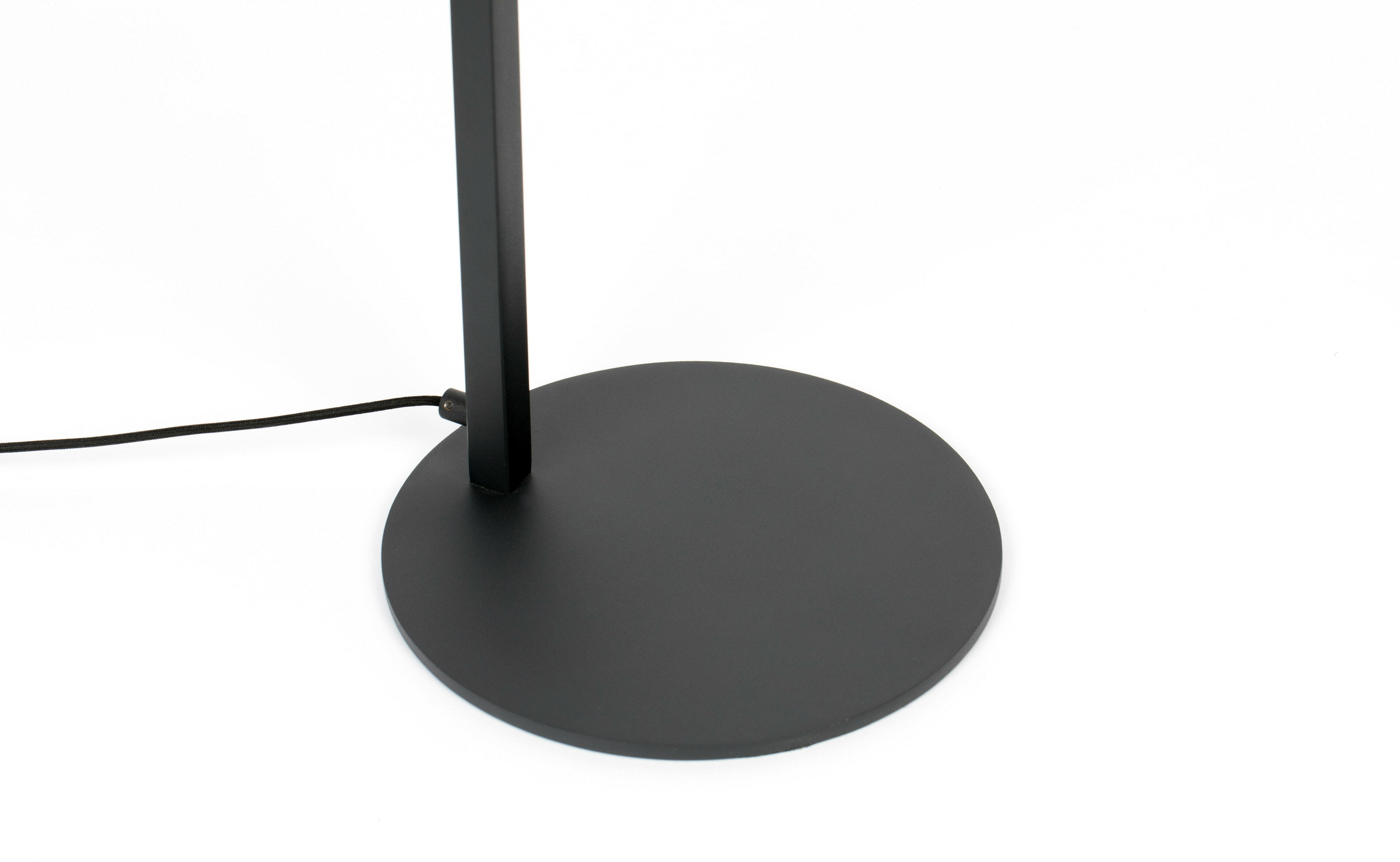 Zuiver Vloerlamp 'Lub' 142cm, kleur Zwart
