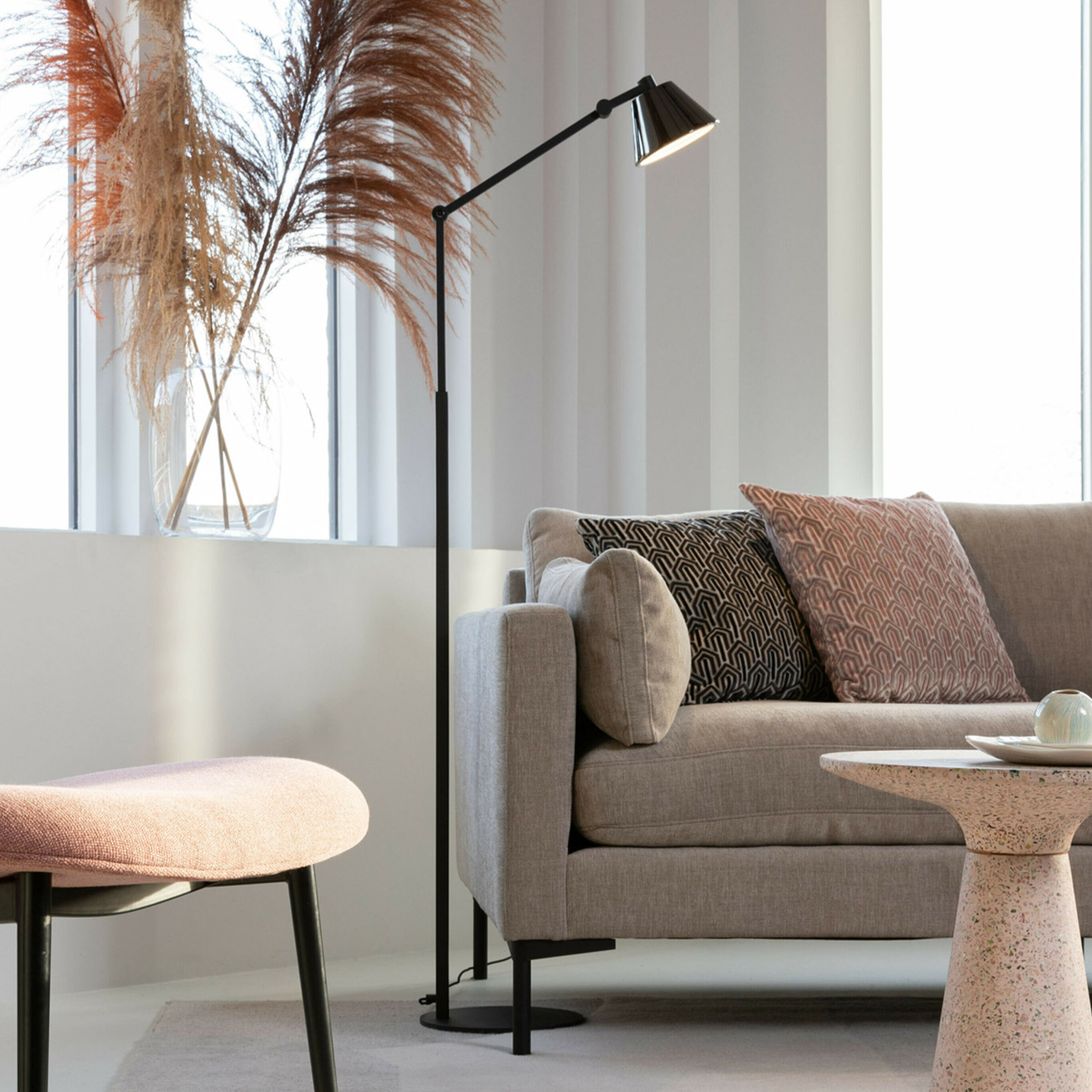 Zuiver Vloerlamp 'Lub' 142cm, kleur Zwart