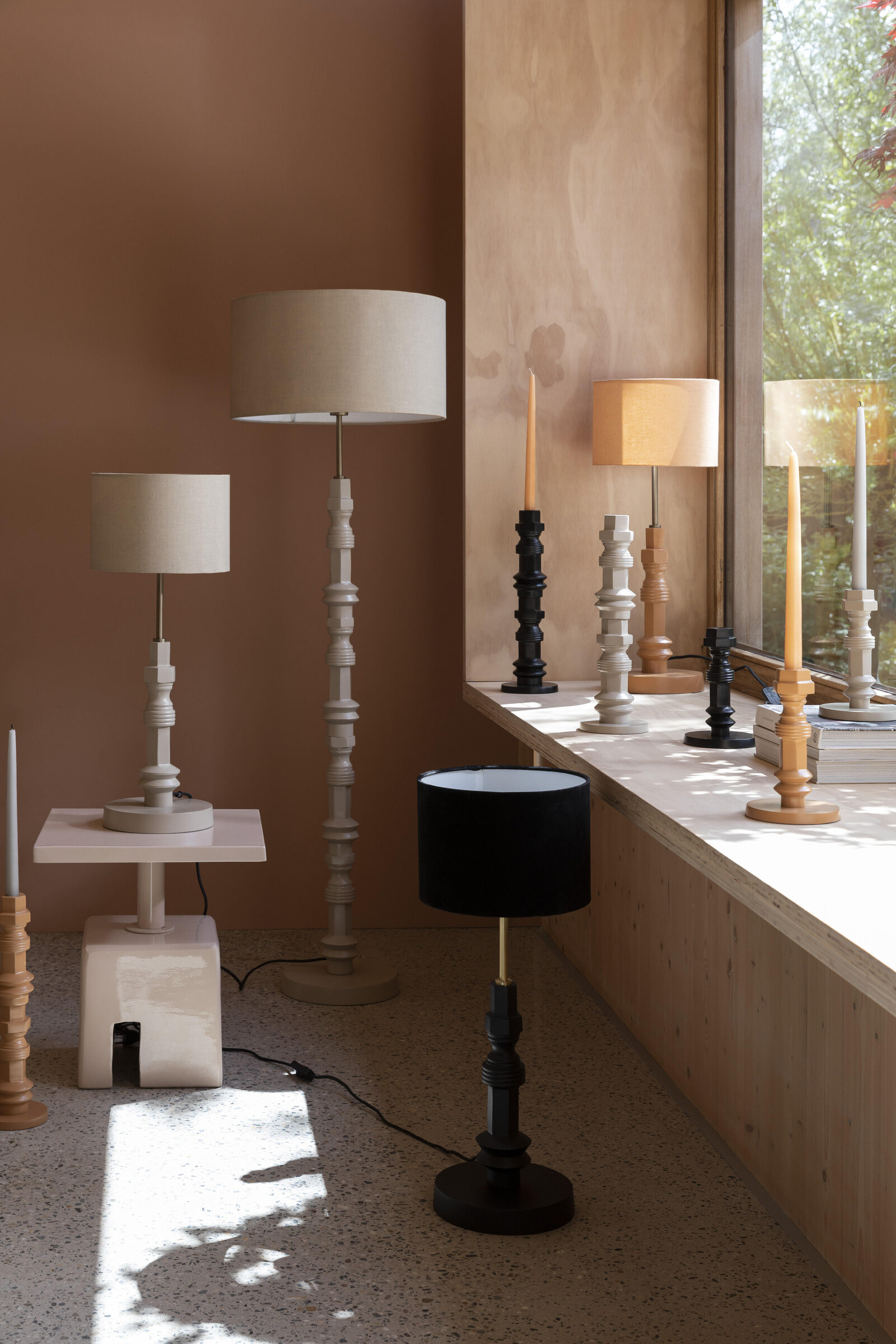 Zuiver Vloerlamp 'Totem' 148cm hoog, kleur Beige