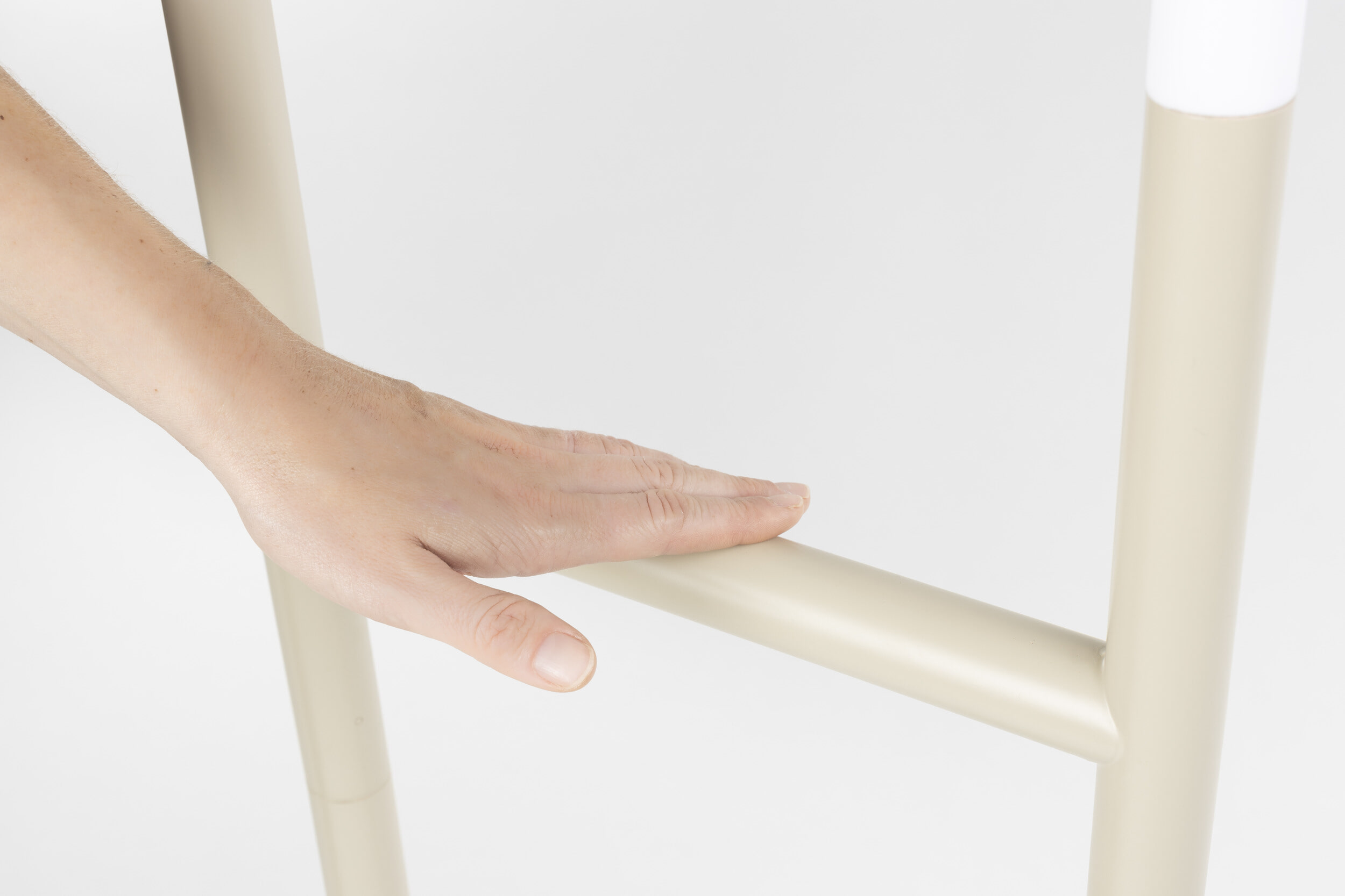 Zuiver Vloerlamp 'Arch' 135cm, kleur Beige