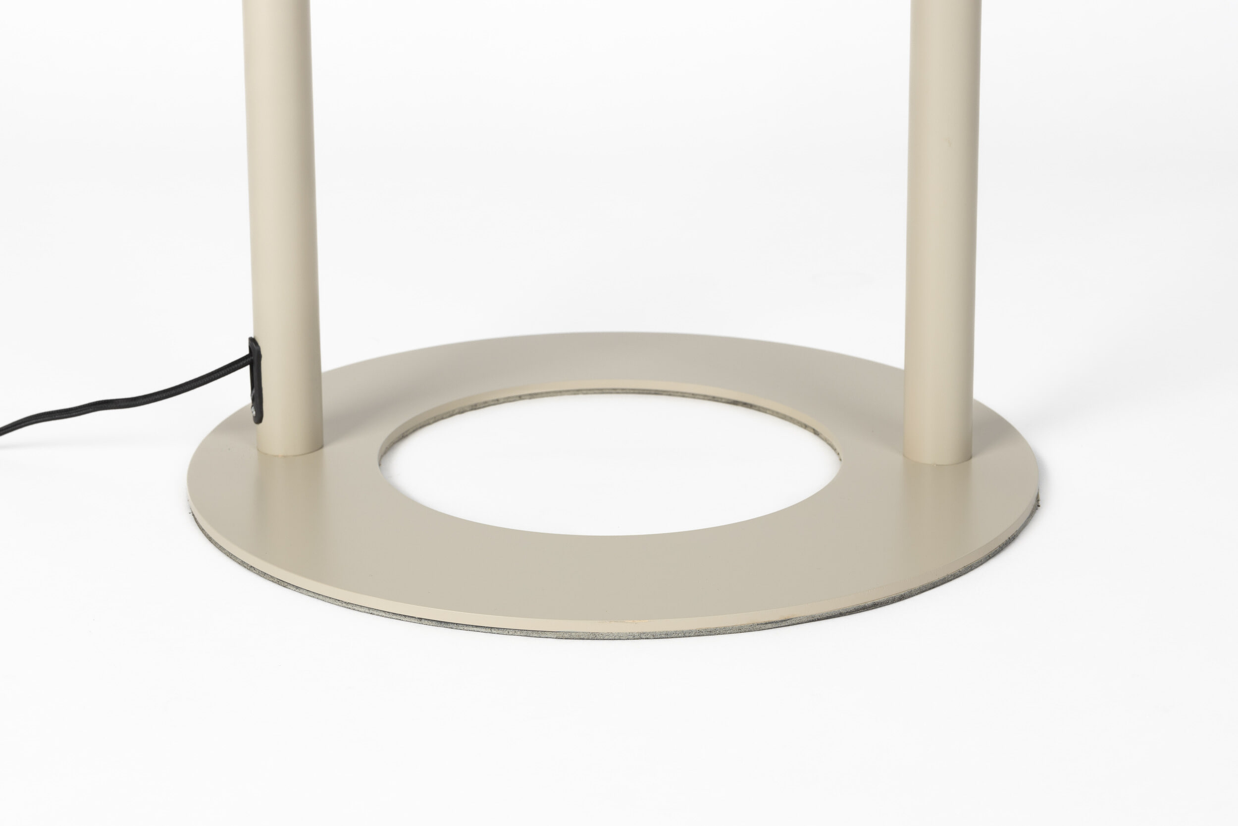 Zuiver Vloerlamp 'Arch' 135cm, kleur Beige
