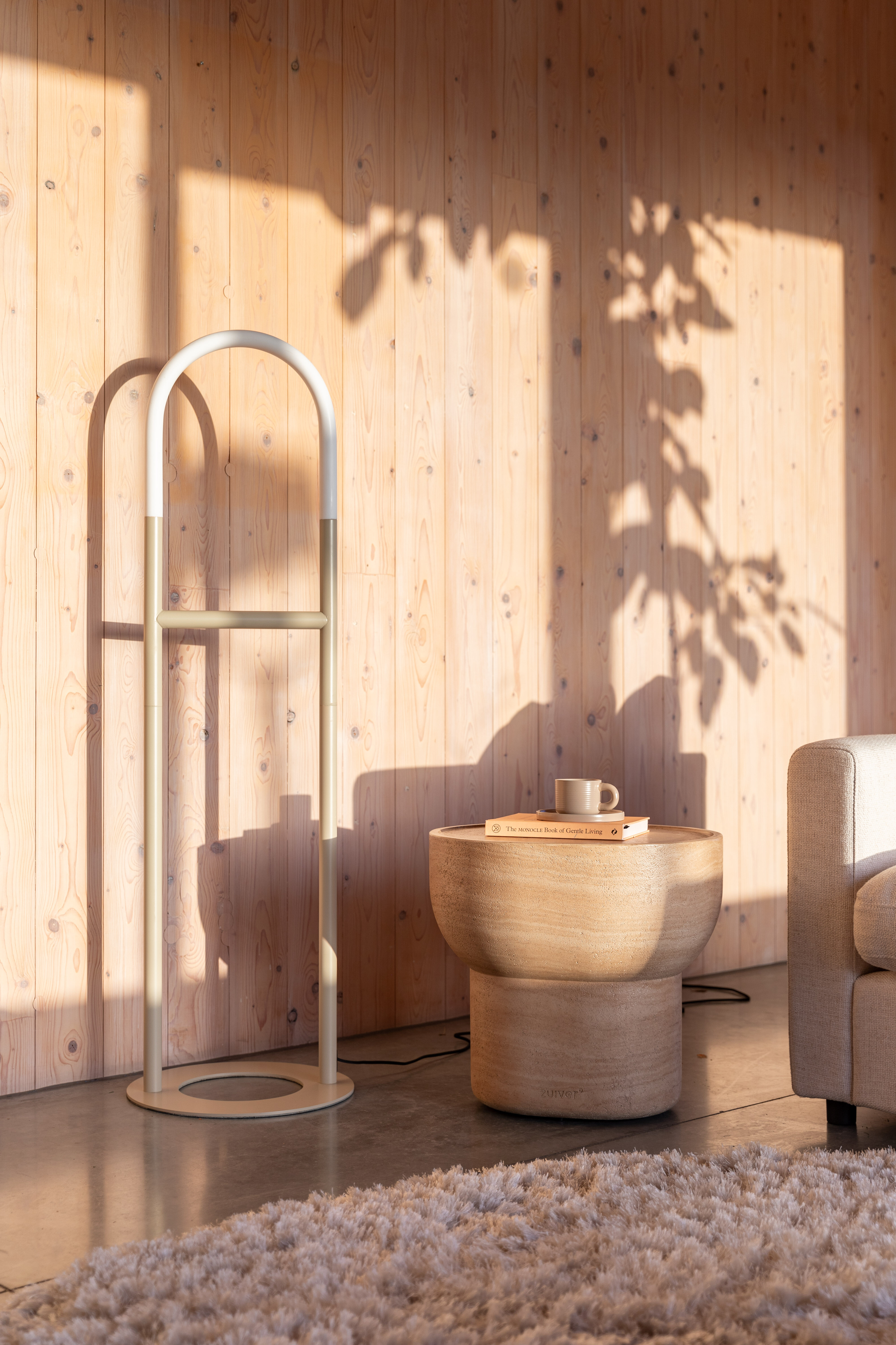 Zuiver Vloerlamp 'Arch' 135cm, kleur Beige