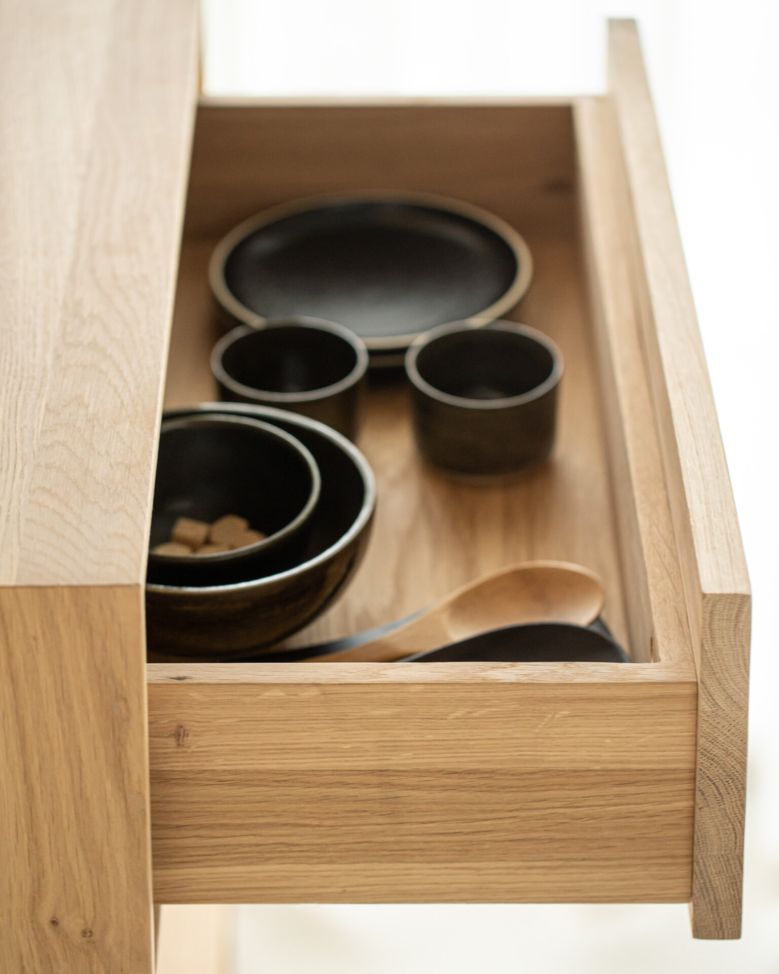 Ethnicraft Zwevend Nachtkastje 'Nordic' Geolied Eikenhout, kleur Naturel