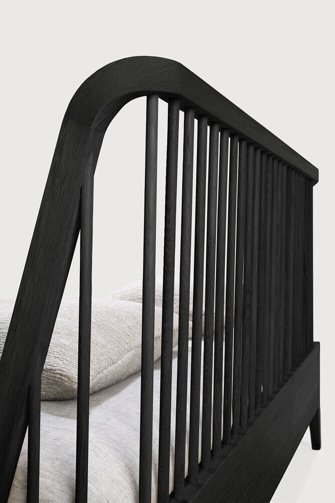 Ethnicraft Bed 'Spindle' Gevernist Eikenhout, 160 x 200cm, kleur Zwart