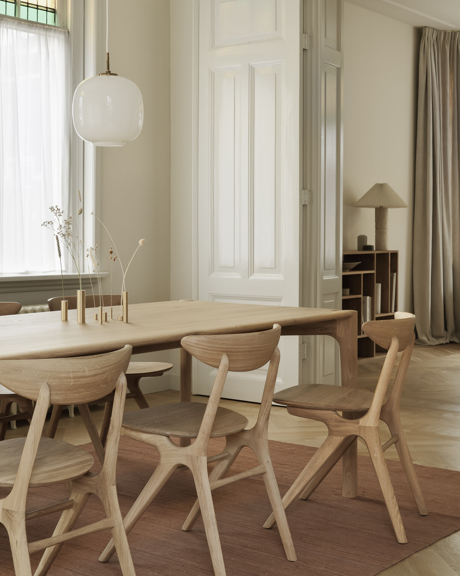 Ethnicraft Eettafel 'PI' Geolied Eikenhout, 240 x 100cm