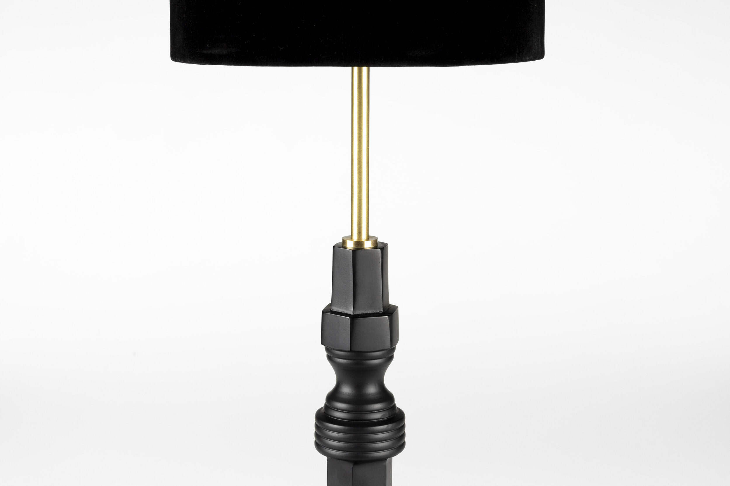 Zuiver Tafellamp 'Totem' 65cm, kleur Zwart