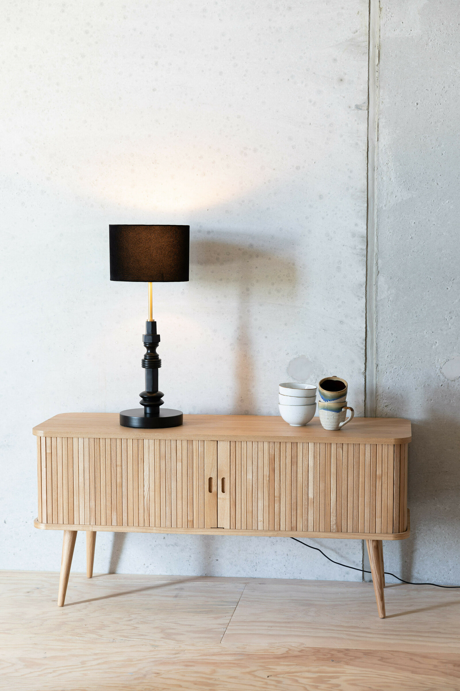 Zuiver Tafellamp 'Totem' 65cm, kleur Zwart