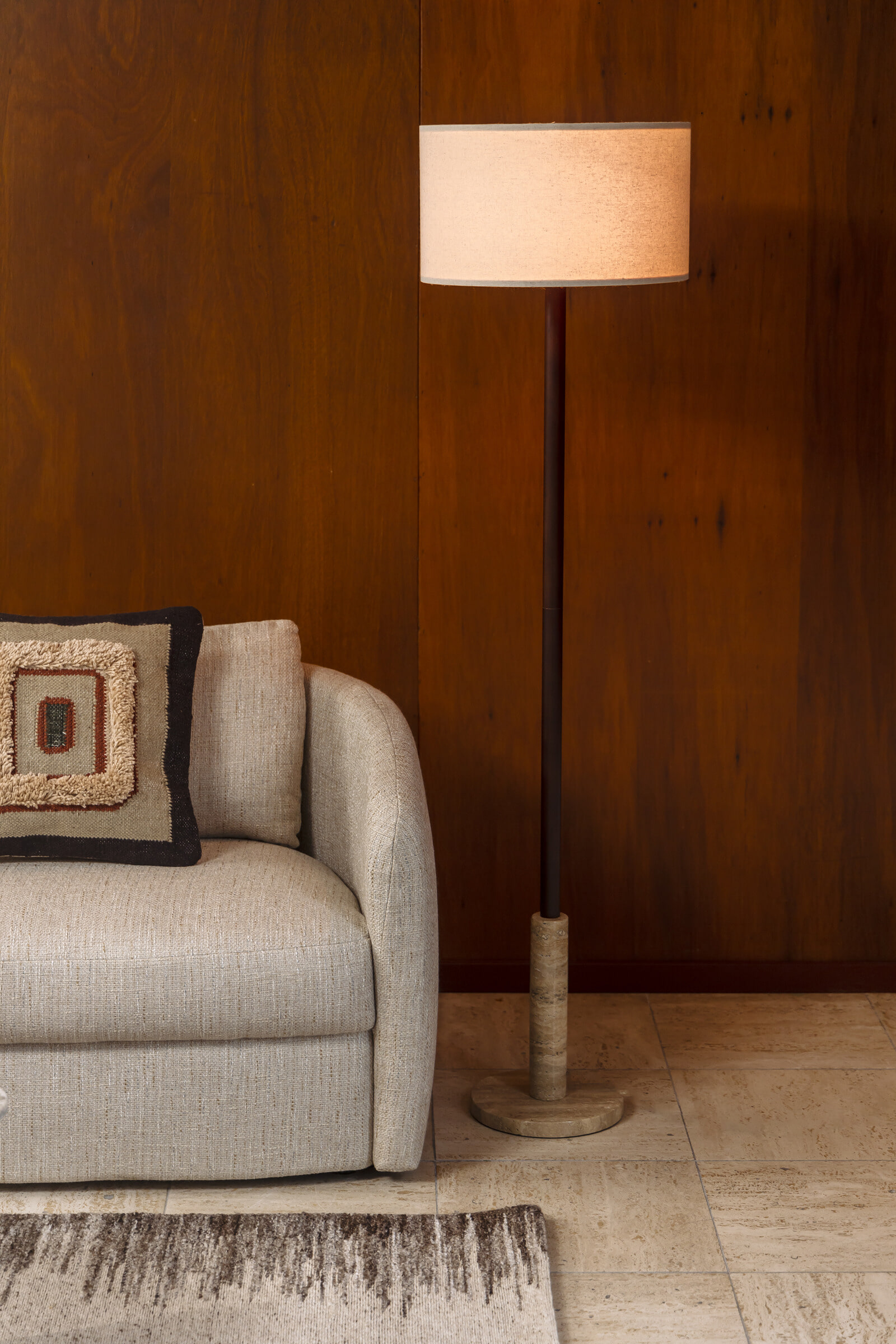 Dutchbone Vloerlamp 'Jackson' Travertin en hout, 157cm hoog