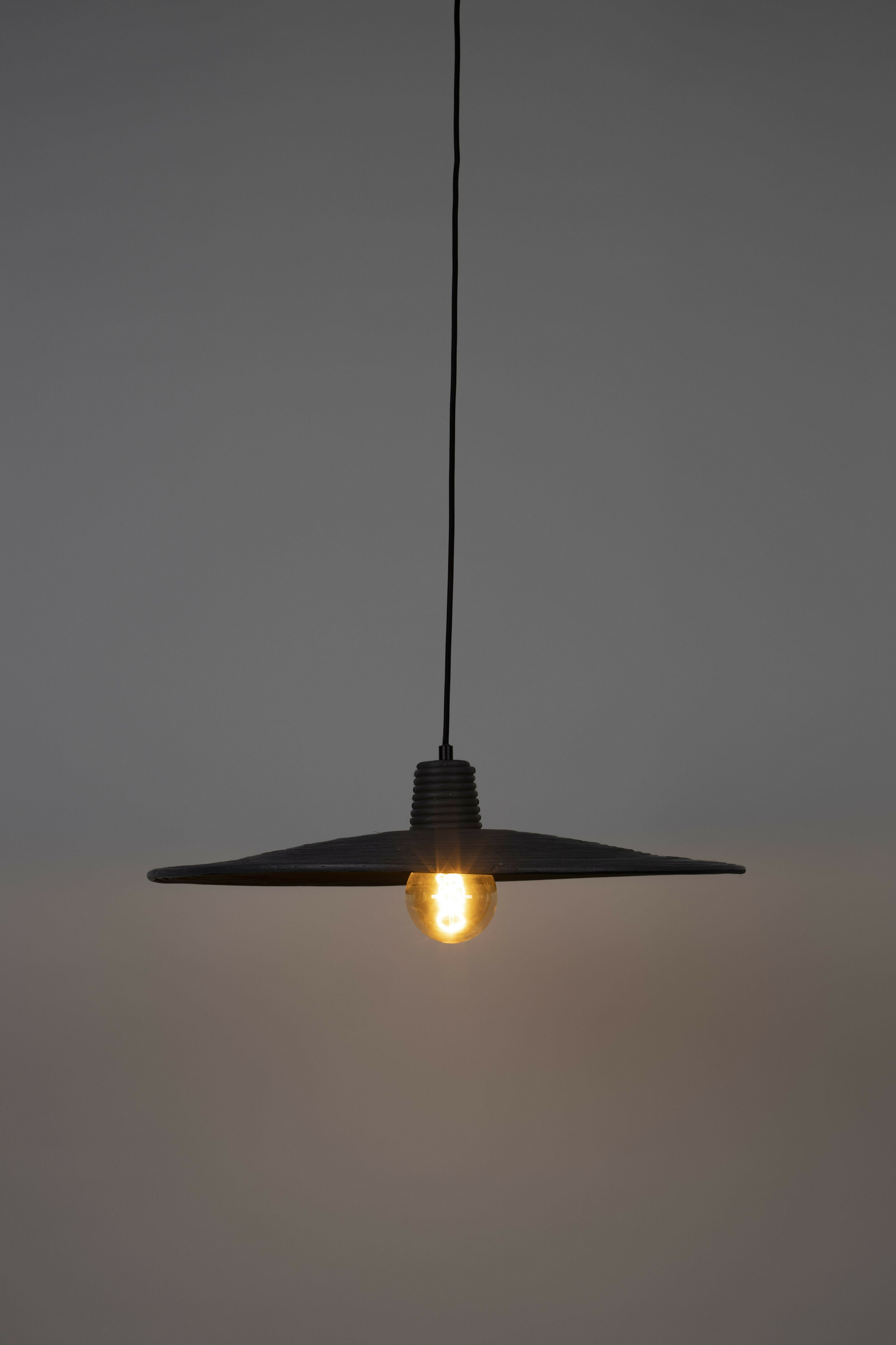Zuiver Hanglamp 'Balance' Rotan, Ø60cm, kleur Zwart