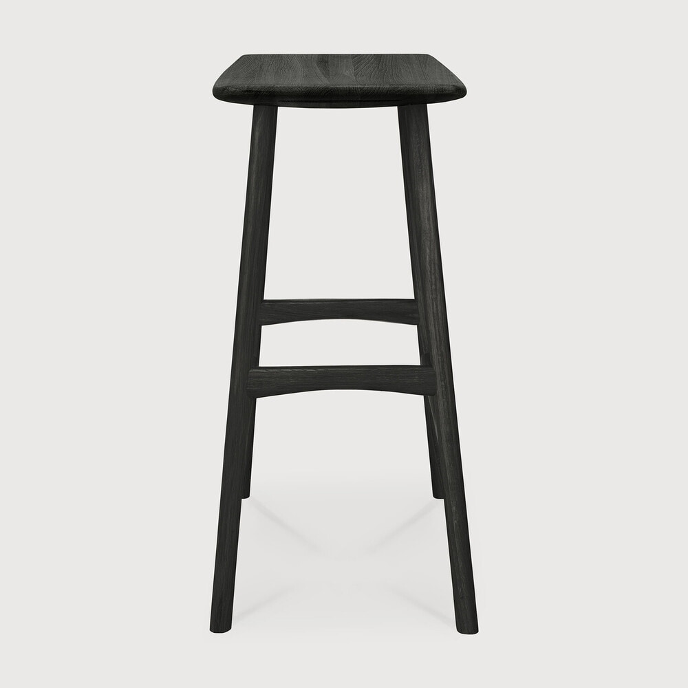 Ethnicraft Barkruk 'Osso' Gevernist Eikenhout, kleur Zwart (zithoogte 65cm)
