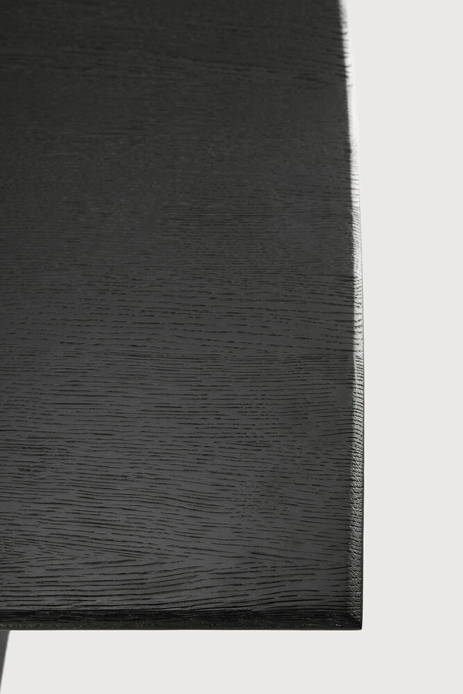 Ethnicraft Eettafel 'Geometric' Gevernist Eikenhout, 250 x 100cm, kleur Zwart