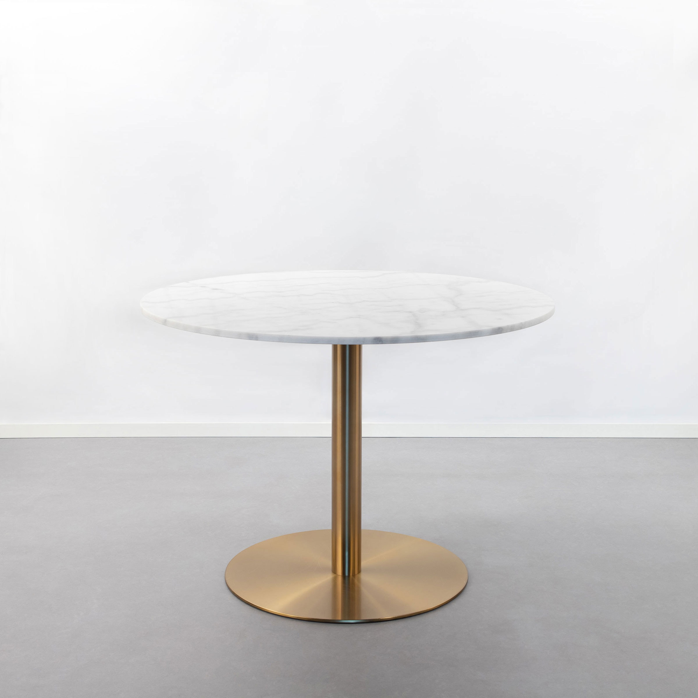 Sohome Ronde Eettafel 'Naima' 105cm, kleur Wit Marmer/Brass