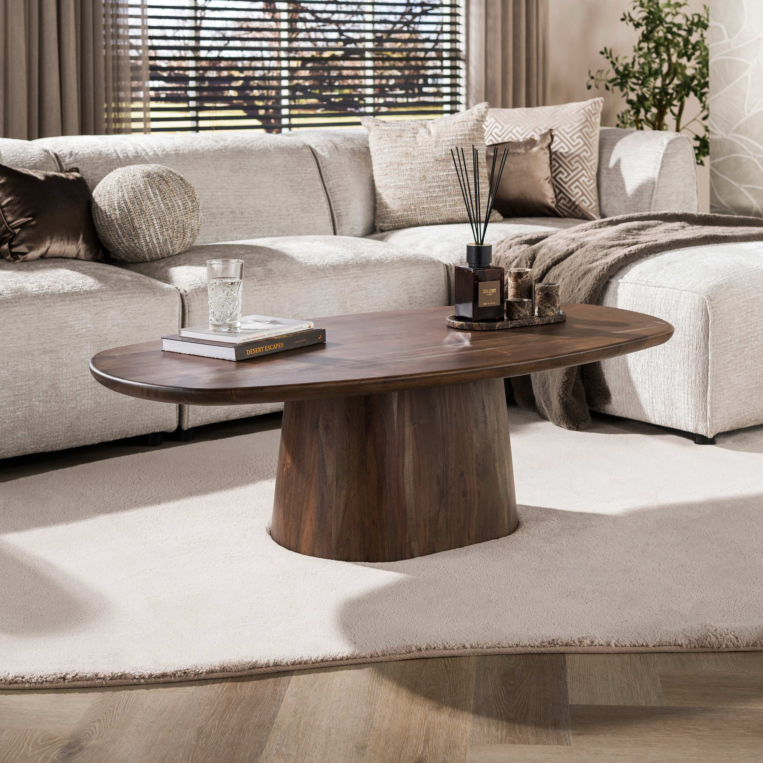 LifestyleFurn Deens Ovale Salontafel 'Marlise' Acaciahout, 135 x 70cm