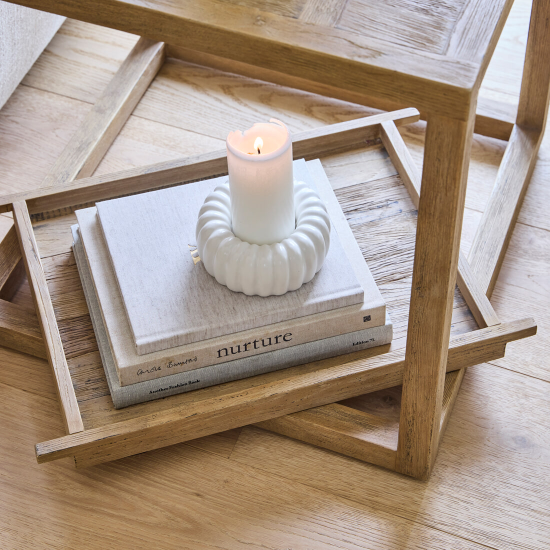 Rivièra Maison Bijzettafel 'Fraser Island' Met dienblad, Eikenhout, 55 x 55cm