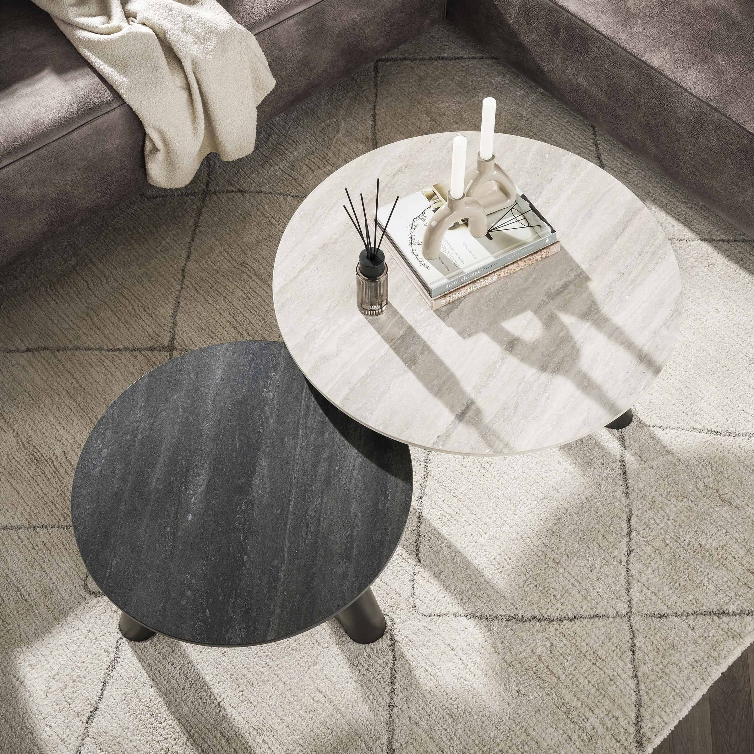 LifestyleFurn Ronde Salontafel 'Dallen' Keramiek met travertinlook, Set van 2 stuks