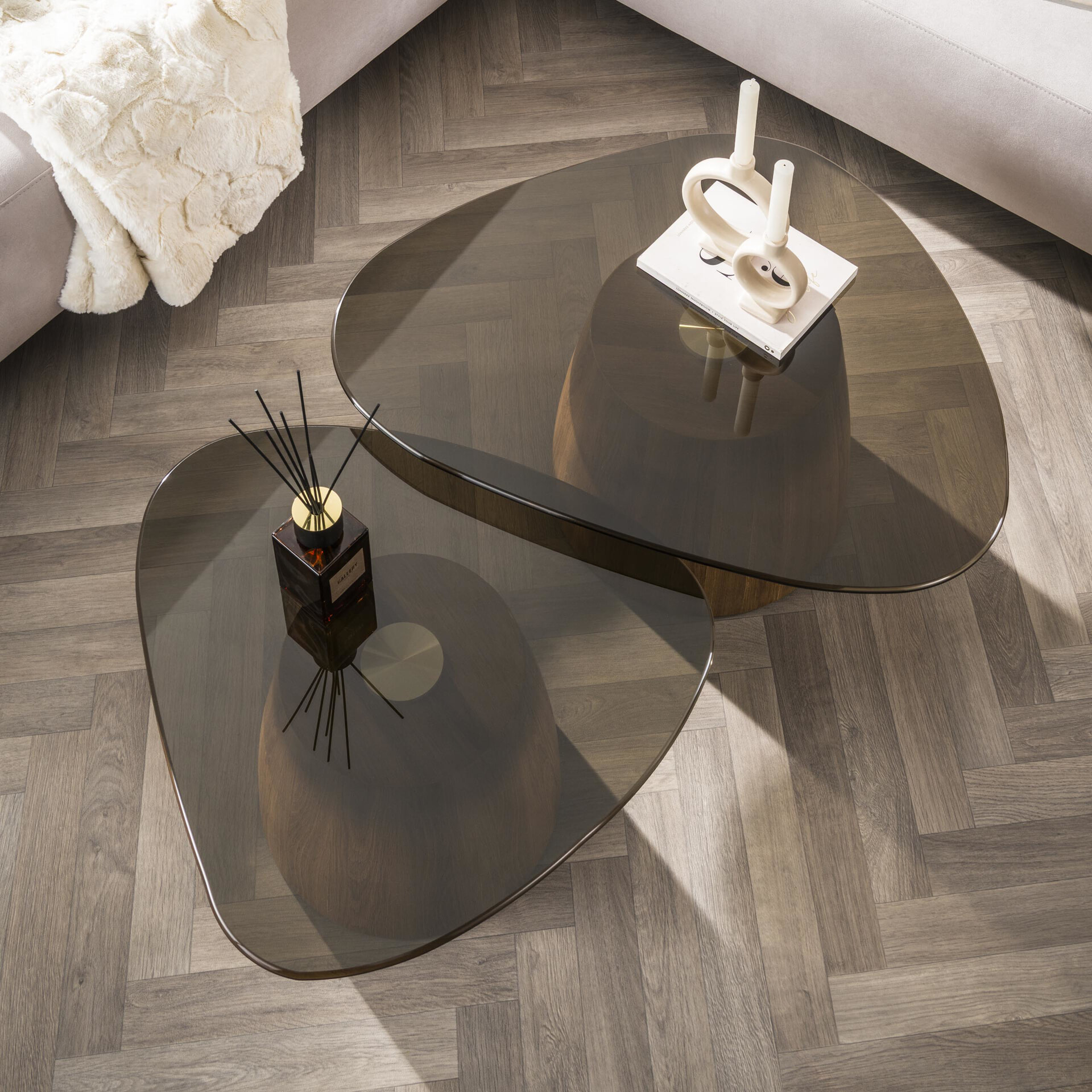 LifestyleFurn Organische Salontafel 'Kely' Driehoek, set van 2 stuks, Brons glas