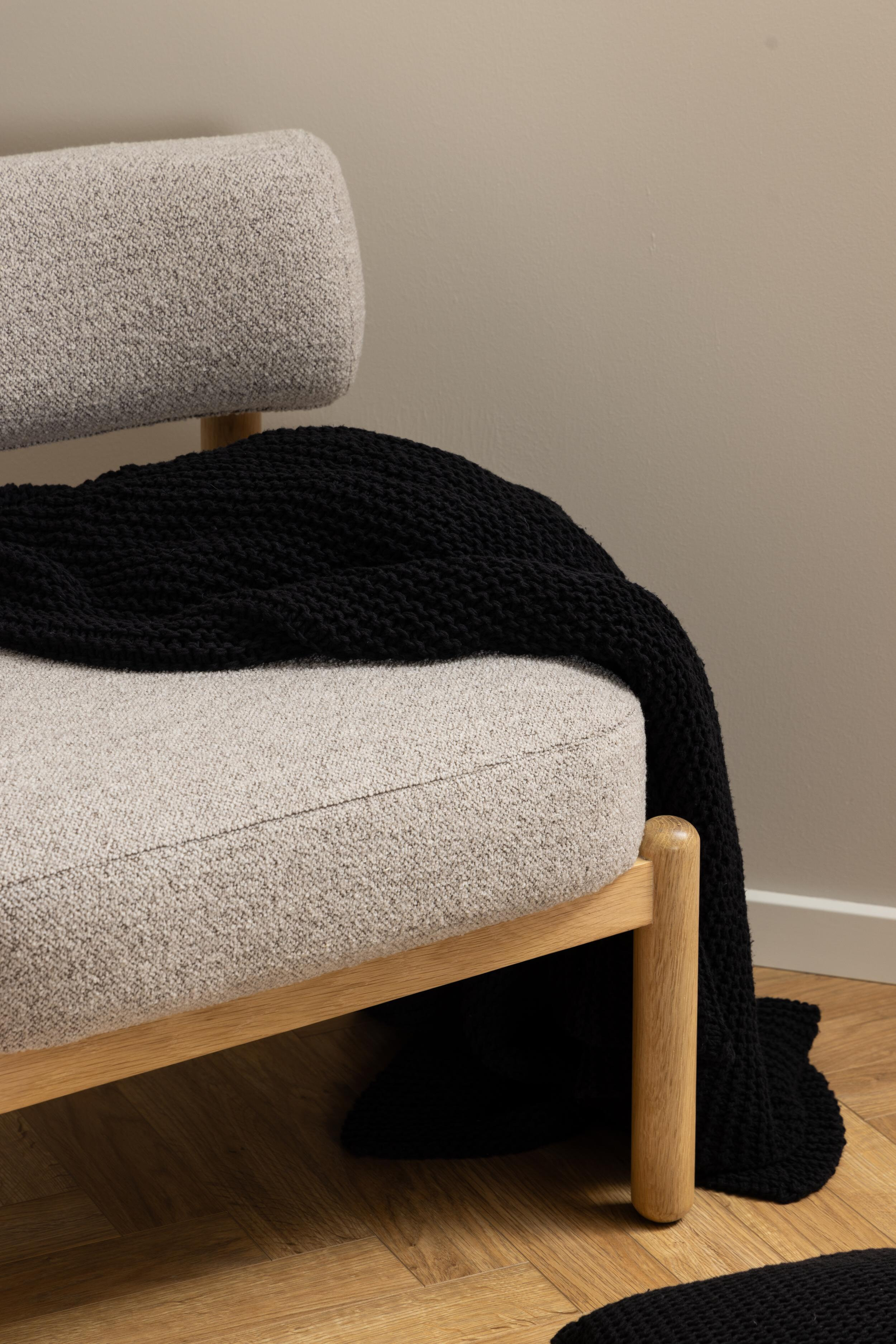 Bendt Fauteuil 'Conni', Eikenhout en bouclé, kleur Beige