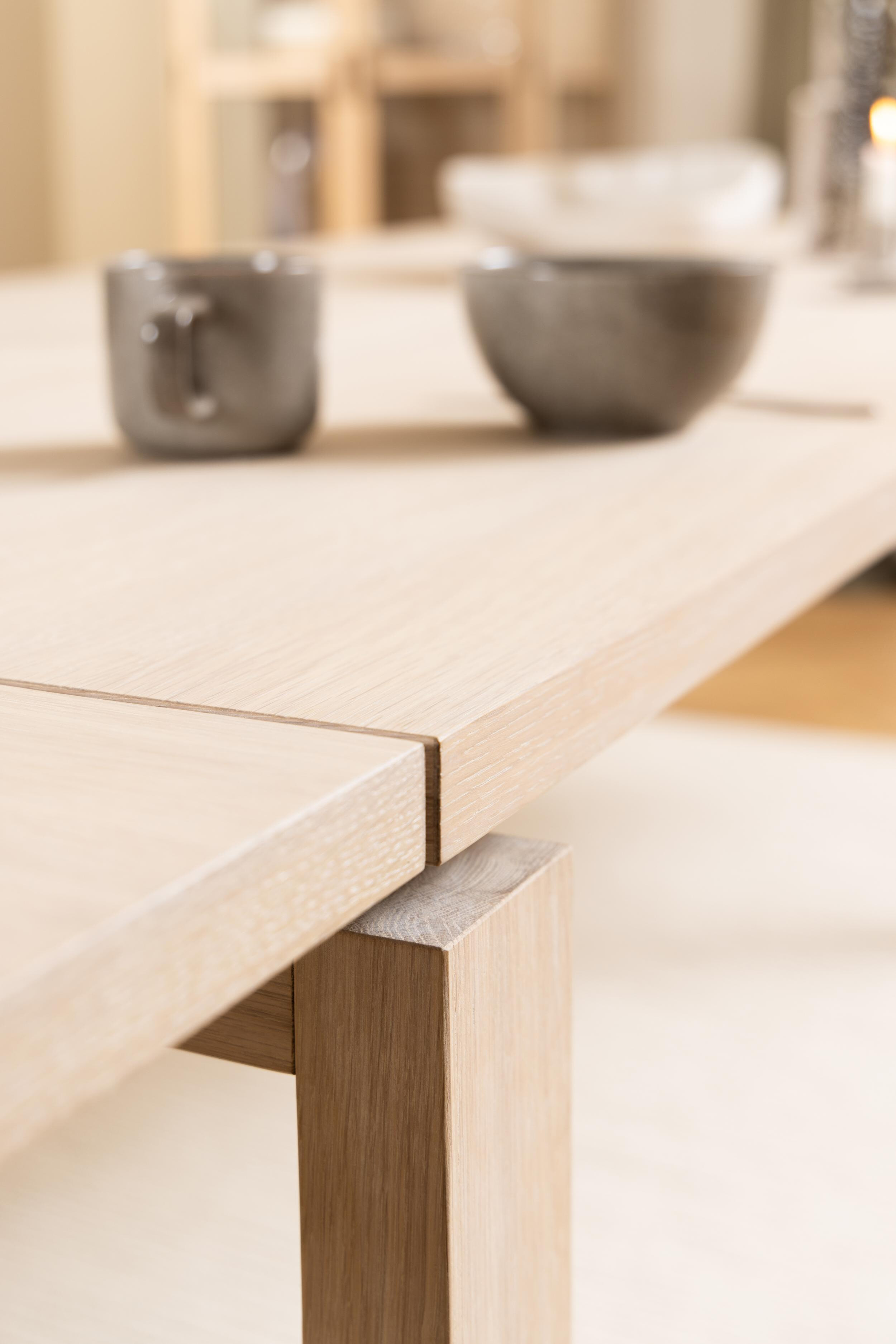 Bendt Uitschuifbare Eettafel 'Sharalyn' Eiken, 200/250/300 x 100cm