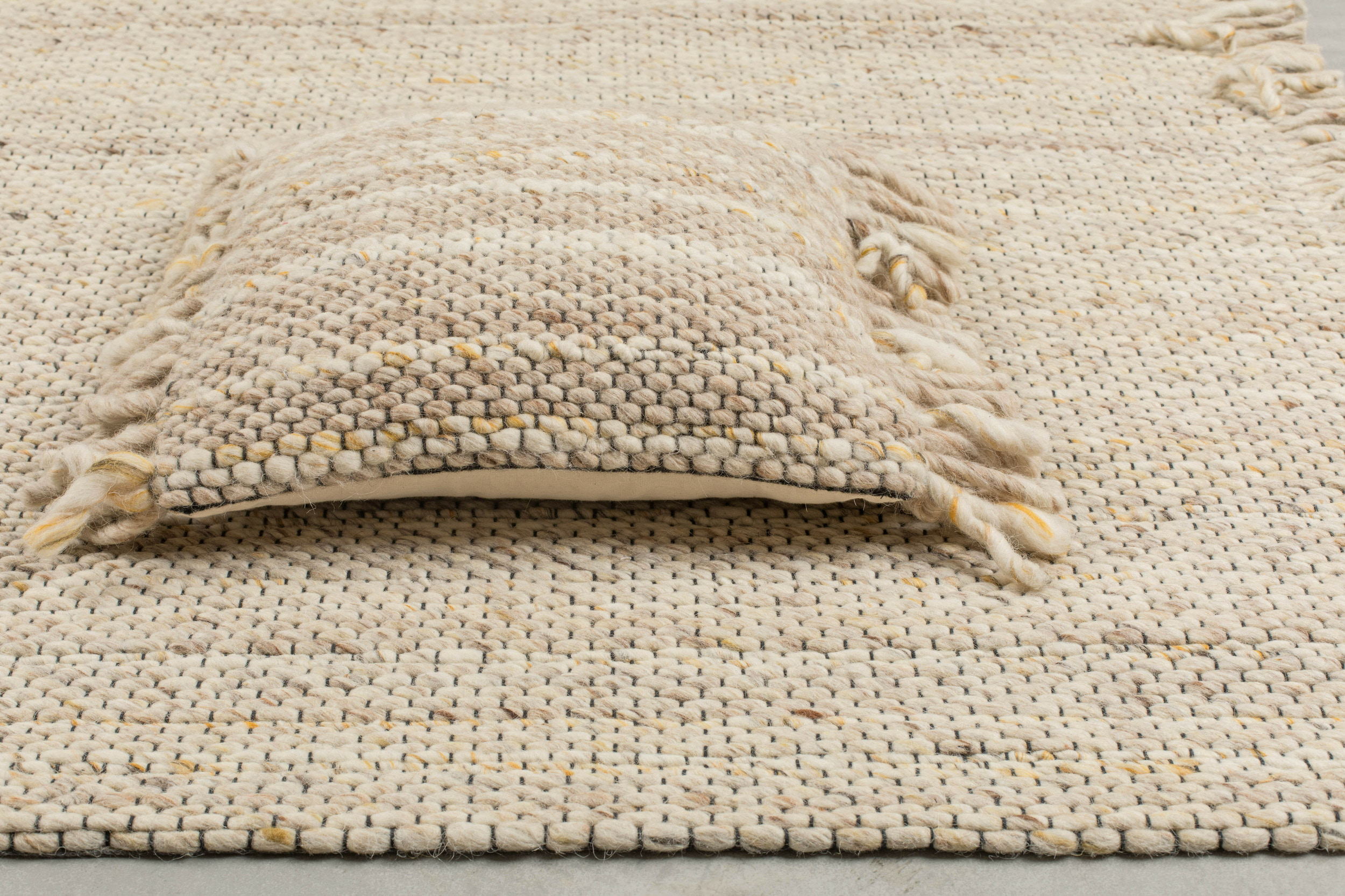 Zuiver Vloerkleed 'Frills' 170 x 240cm, kleur Beige/Geel