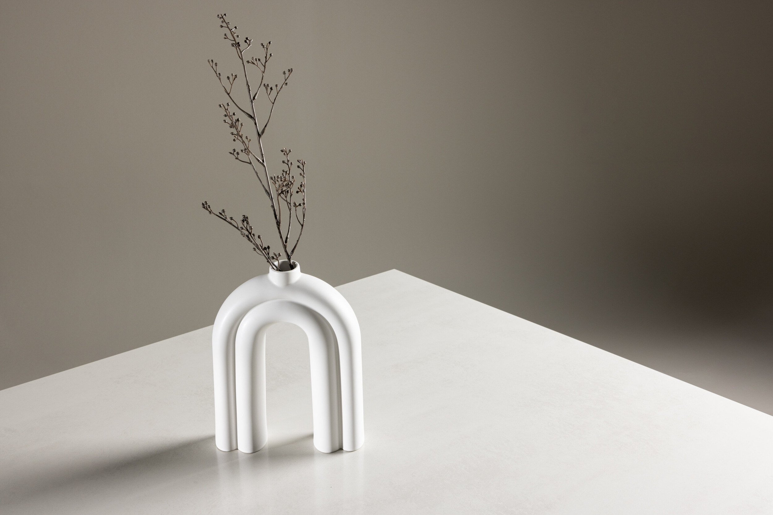 Nohr Eettafel 'Hal' Betonlook en glas, 180 x 90cm