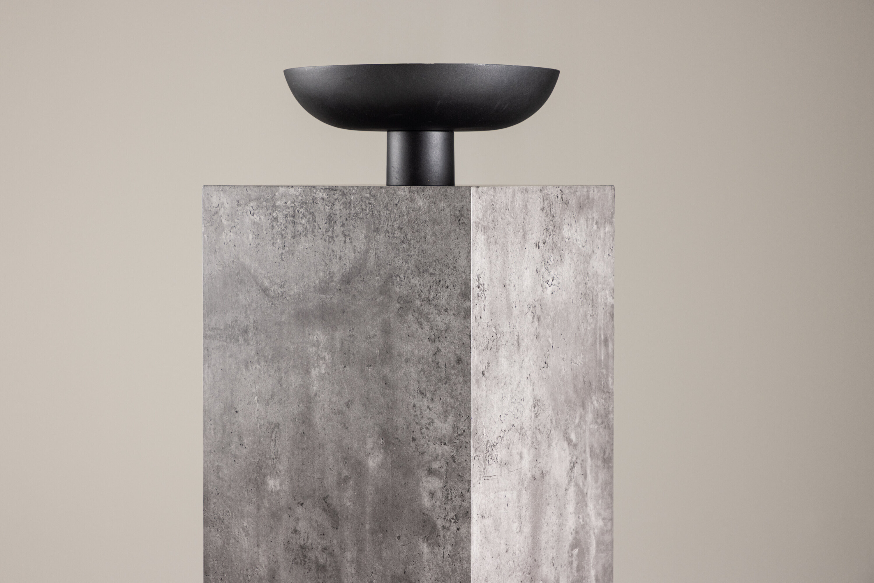 Nohr Zuil 'Nykole' 130cm hoog, kleur Grijs