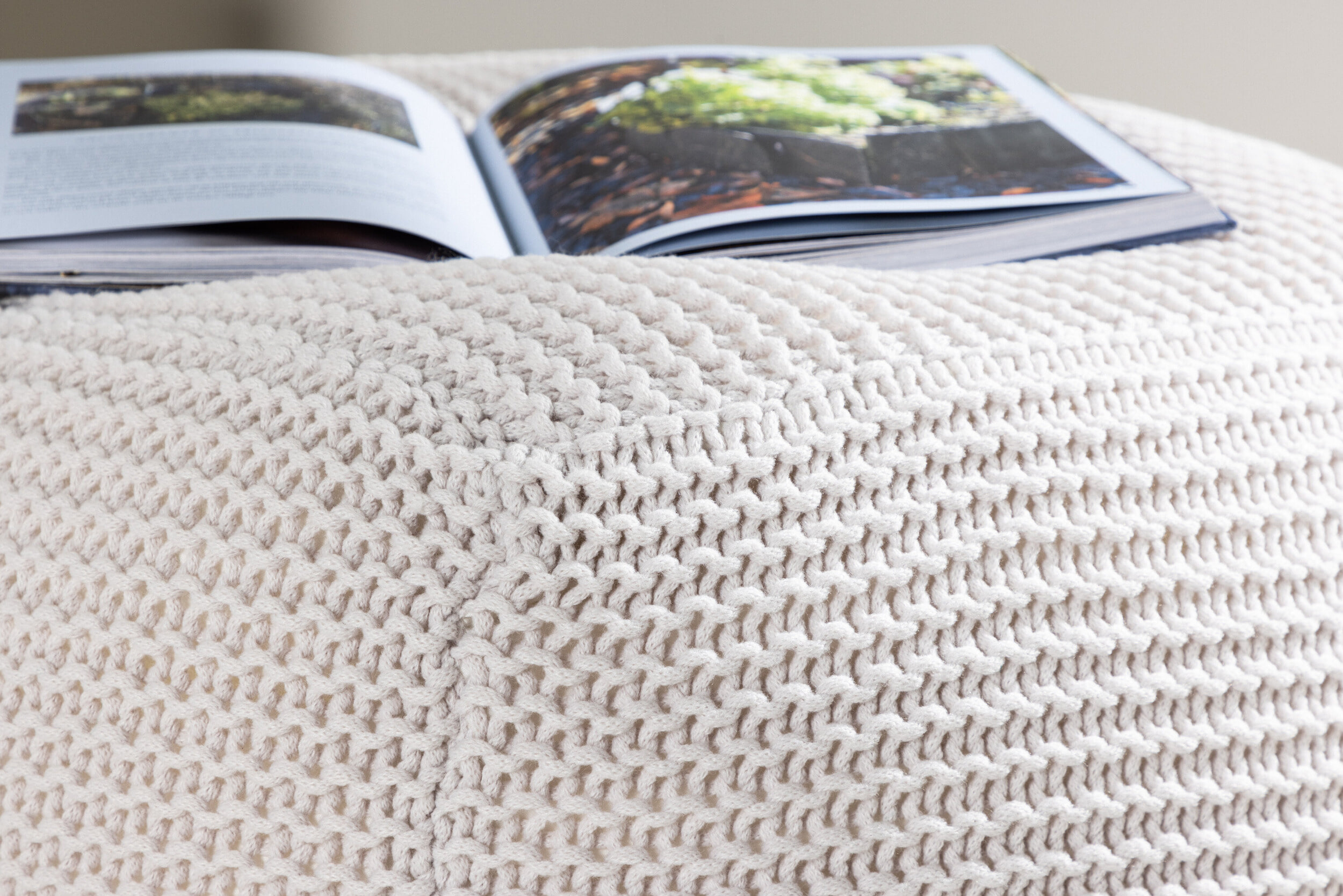 Nohr Poef 'Keyla' Geweven, kleur Crème