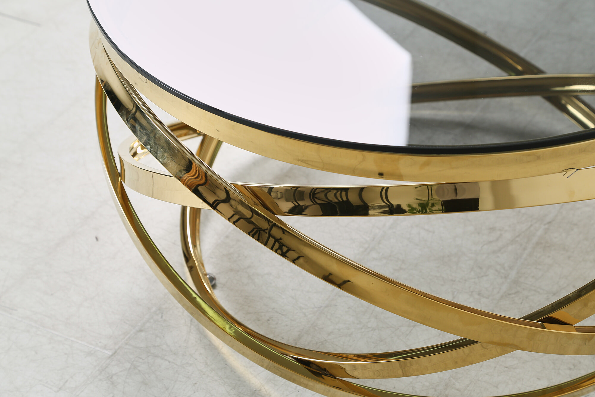 Artistiq Living Salontafel 'Mischa' 80cm smoke-glas, kleur goud