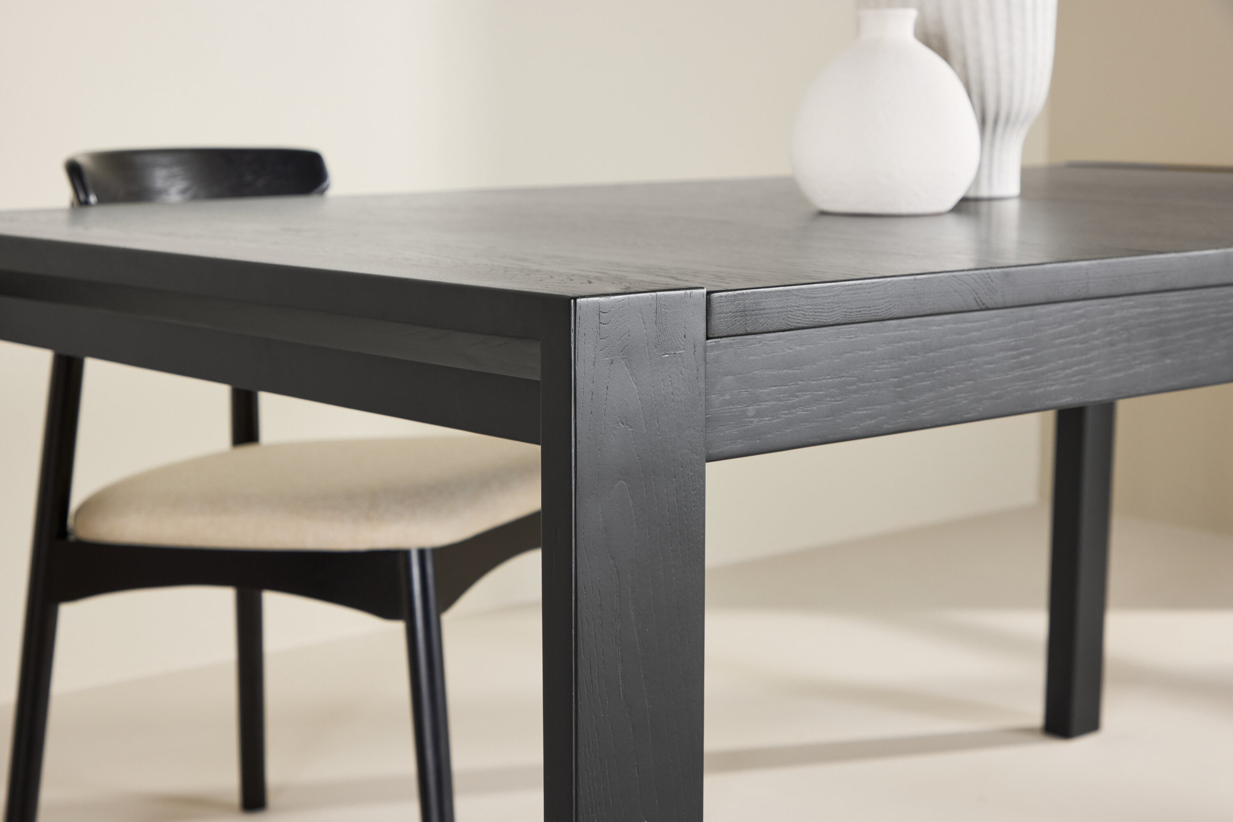 Nohr Uitschuifbare Eettafel 'Cederick' Eikenhout, 170/210/250 x 95cm, kleur Zwart