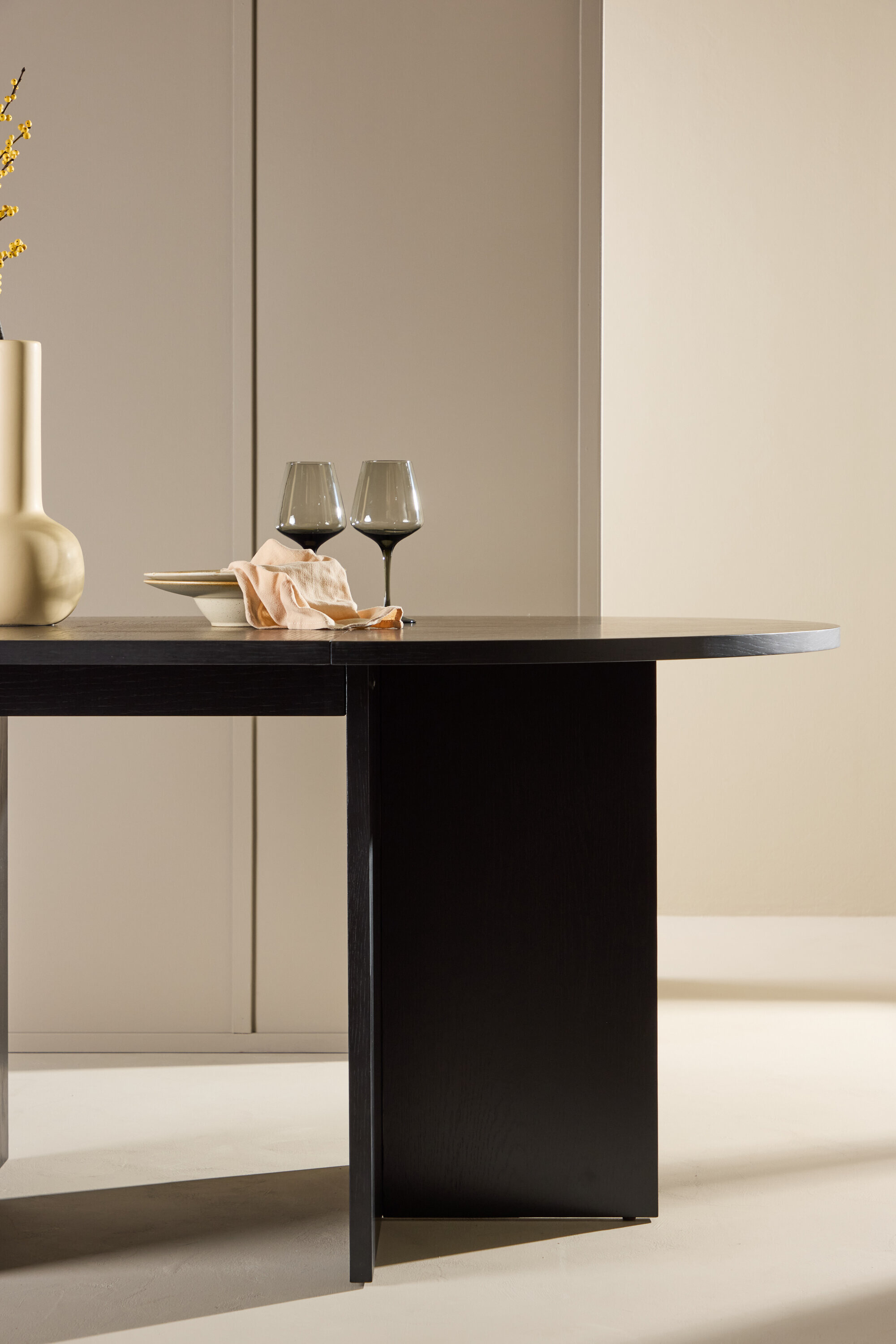 Nohr Uitschuifbare Ronde Eettafel 'Shuree' 120/170 x 120cm, kleur Zwart