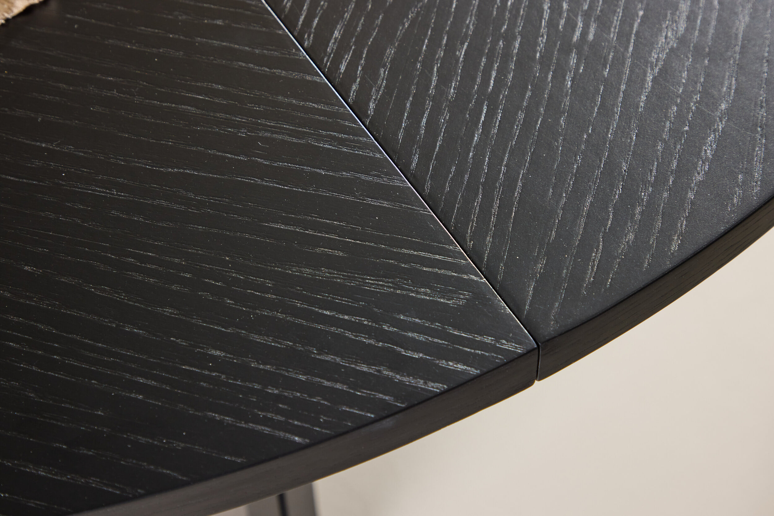 Nohr Uitschuifbare Ronde Eettafel 'Shuree' 120/170 x 120cm, kleur Zwart