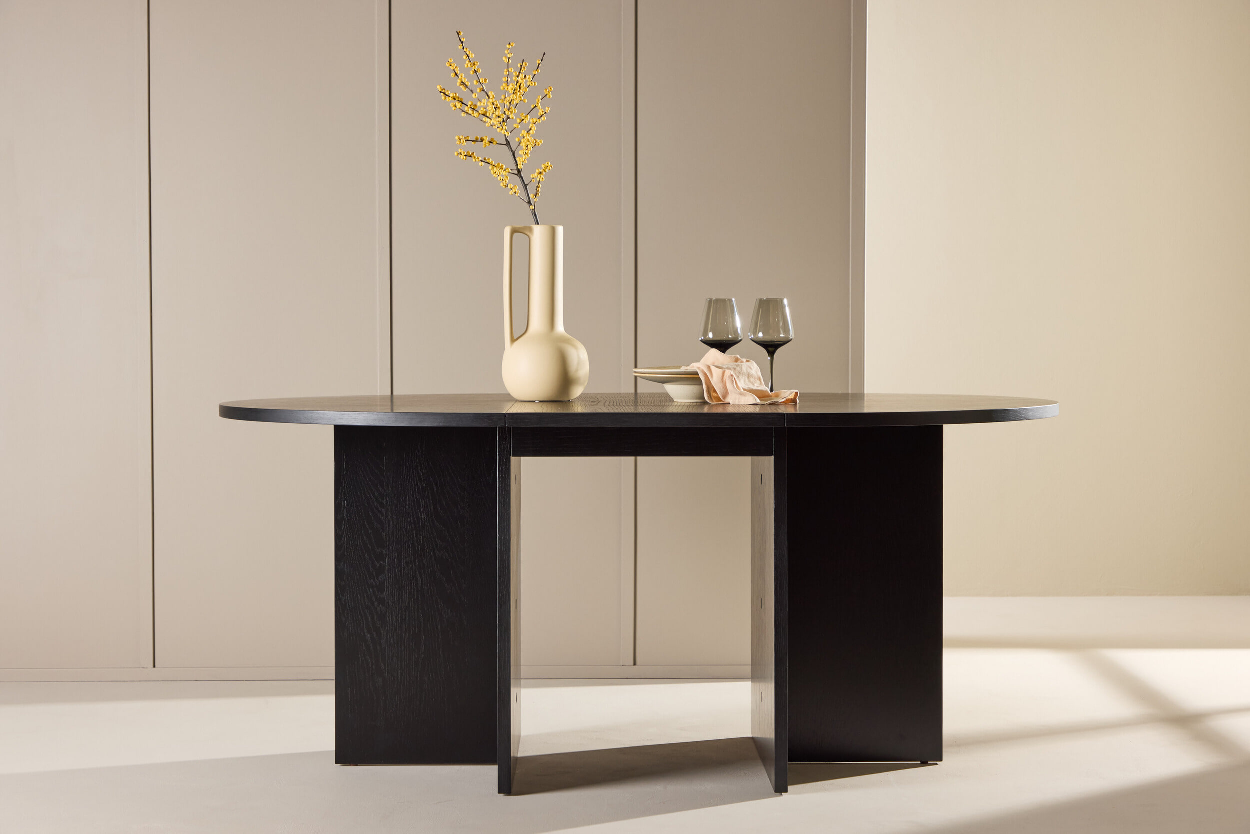Nohr Uitschuifbare Ronde Eettafel 'Shuree' 120/170 x 120cm, kleur Zwart